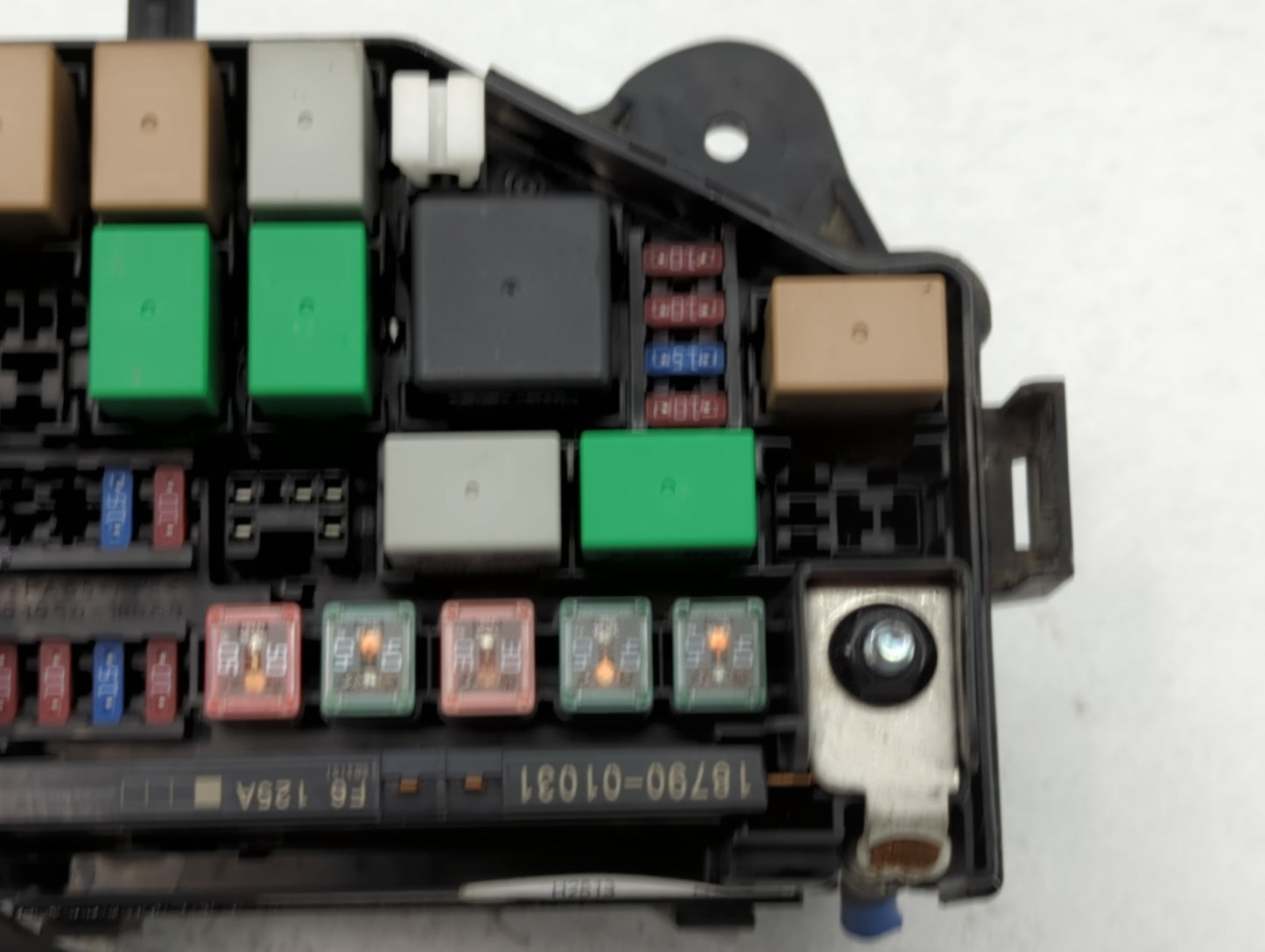 2015-2017 Hyundai Accent Fusebox Fuse Box Panel Relay Module P/N:1606242050 91420-1R580 Fits Fits 2015 2016 2017 OEM Used Au