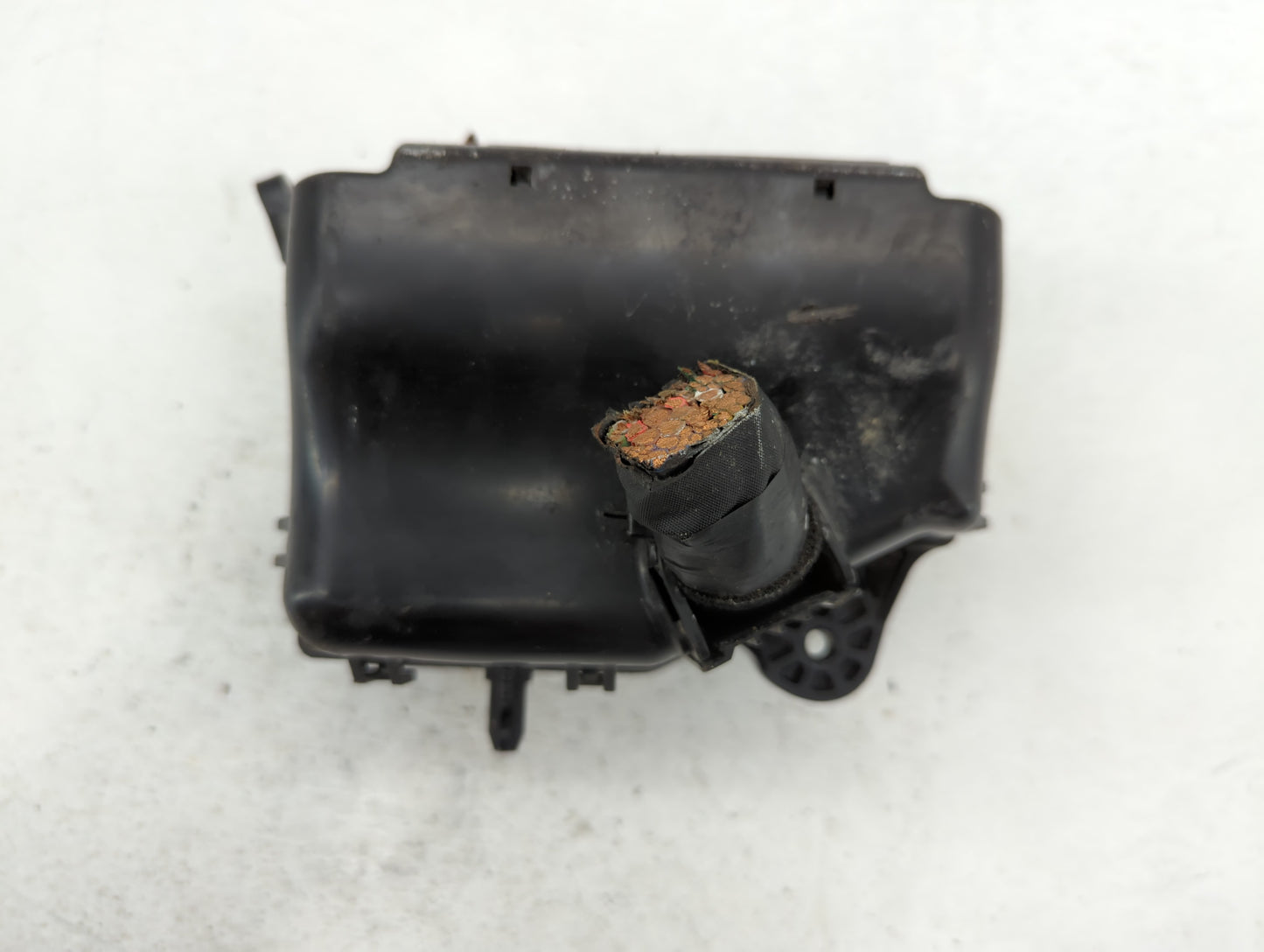 2015-2017 Hyundai Accent Fusebox Fuse Box Panel Relay Module P/N:1606242050 91420-1R580 Fits Fits 2015 2016 2017 OEM Used Au