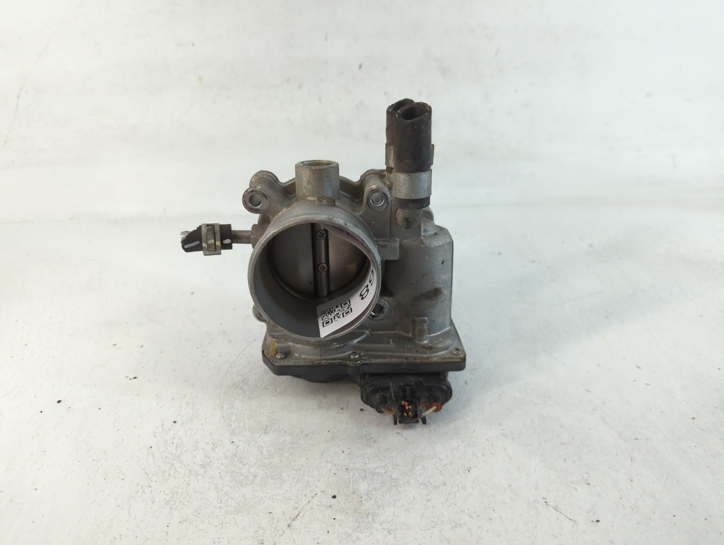 2012-2019 Hyundai Accent Throttle Body P/N:35100-2B300 Fits Fits 2012 2013 2014 2015 2016 2017 2018 2019 OEM Used Auto Parts