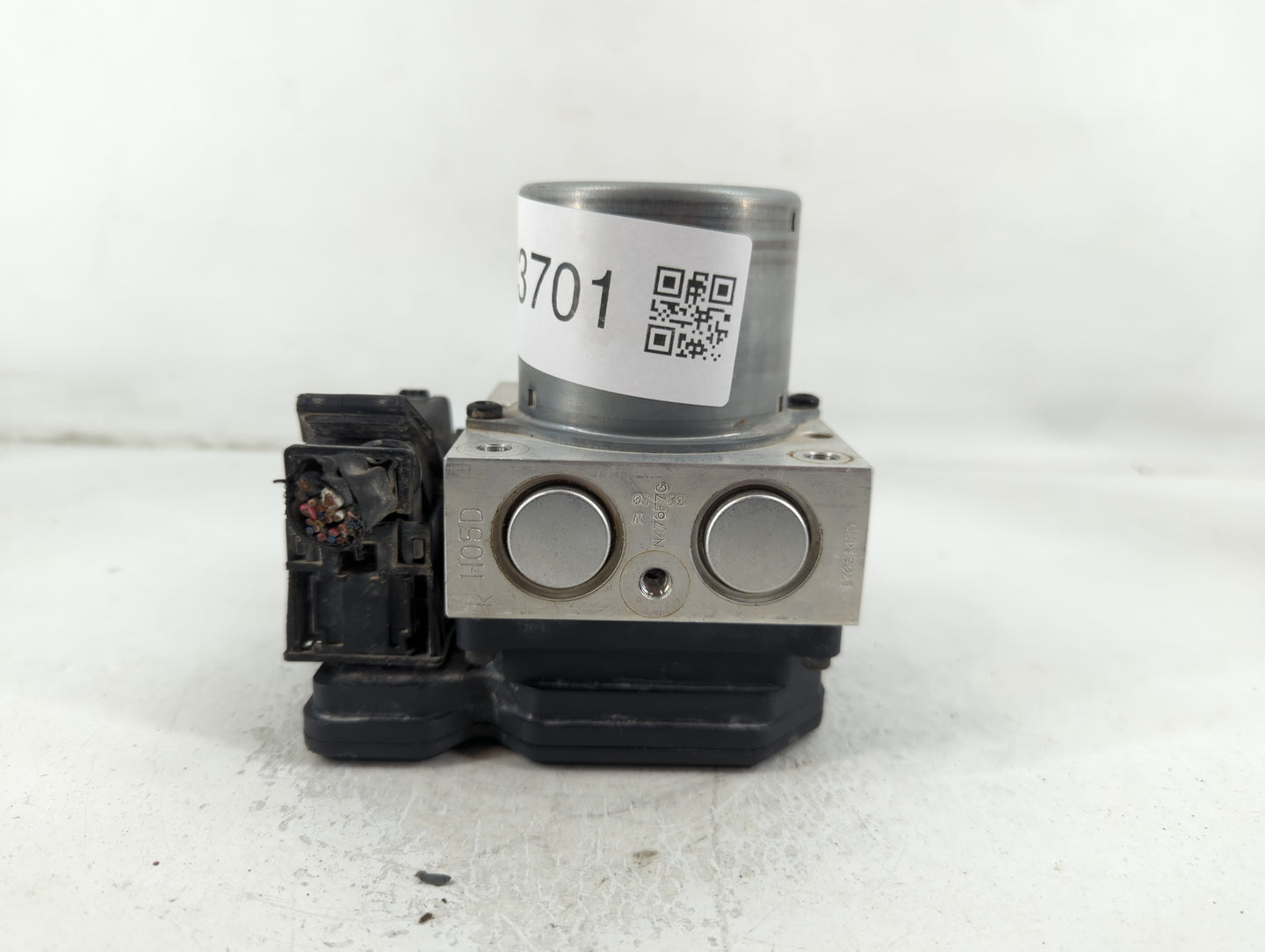 2015-2017 Hyundai Accent ABS Pump Control Module Replacement P/N:58920-1R460 Fits Fits 2015 2016 2017 OEM Used Auto Parts - 