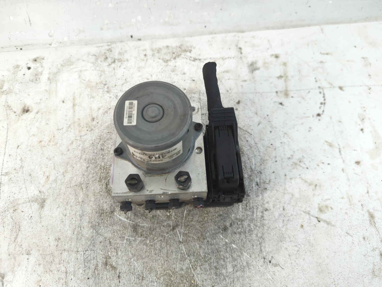 2015-2017 Hyundai Accent ABS Pump Control Module Replacement P/N:58920-1R460 Fits Fits 2015 2016 2017 OEM Used Auto Parts - 