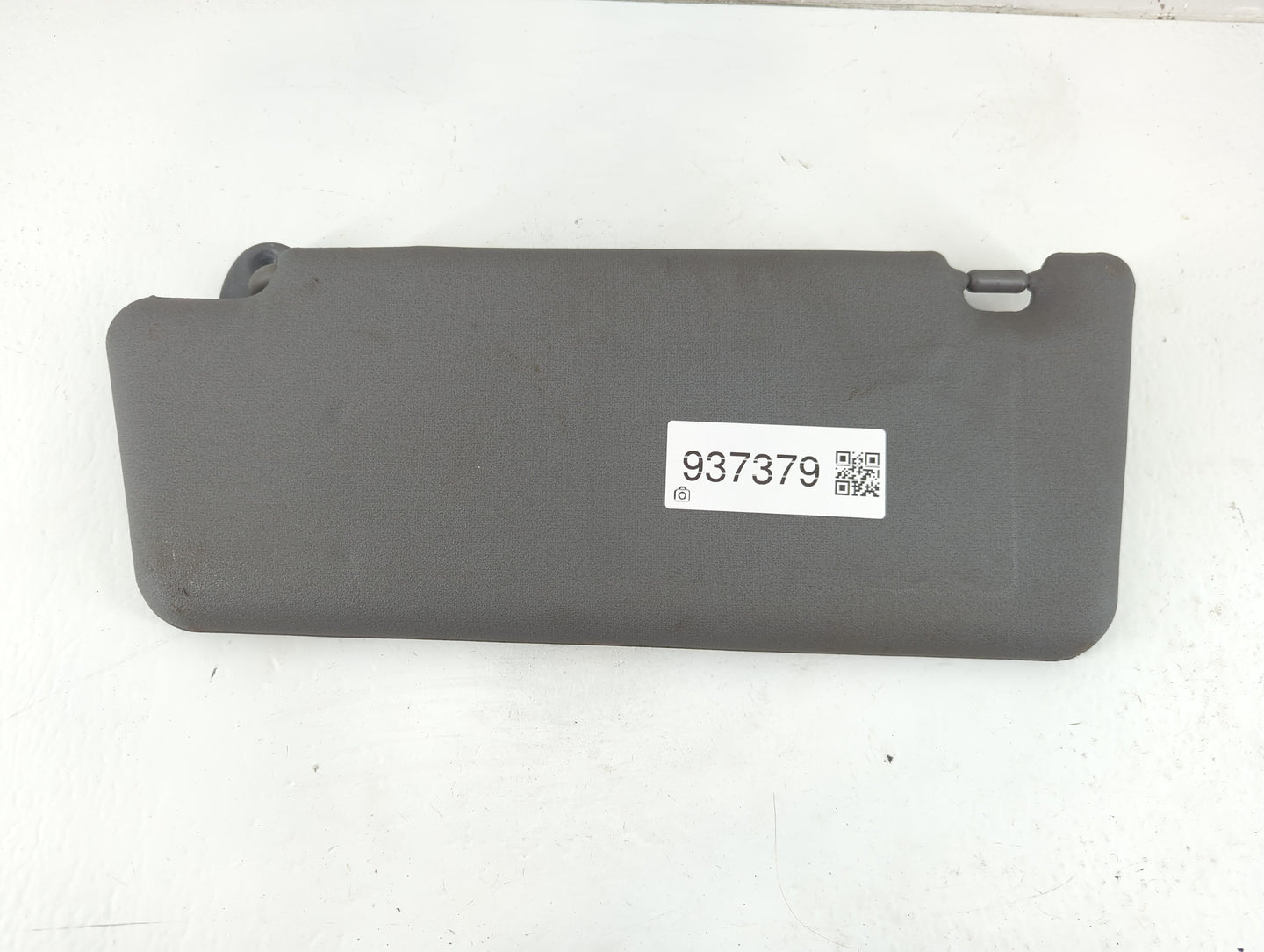 2014-2017 Hyundai Accent Sun Visor Shade Replacement Passenger Right Mirror Fits Fits 2014 2015 2016 2017 OEM Used Auto Part
