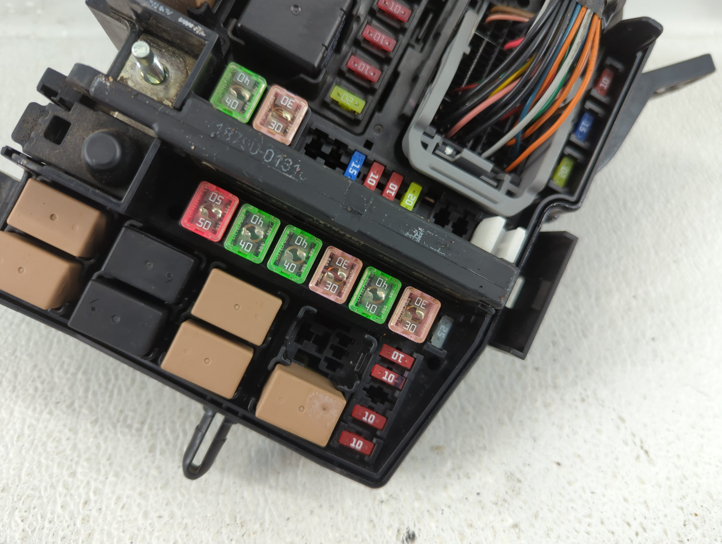 2017 Hyundai Azera Fusebox Fuse Box Panel Relay Module P/N:91224-3V011 Fits OEM Used Auto Parts - Oemusedautoparts1.com