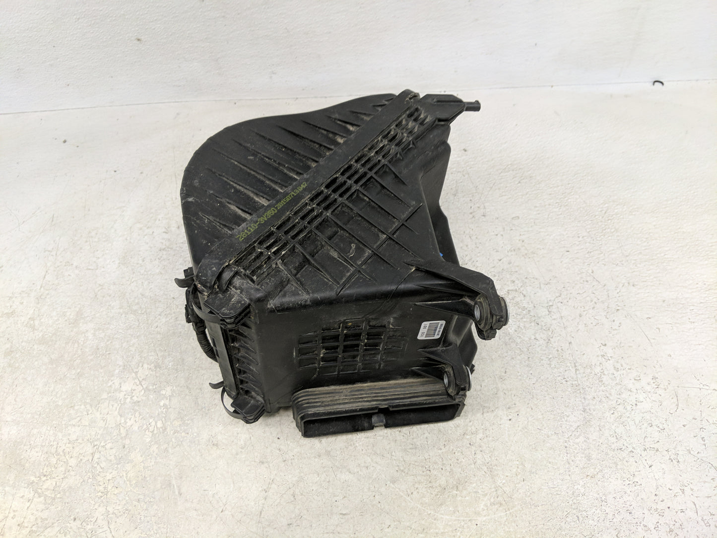 2012-2017 Hyundai Azera Air Cleaner Intake-duct Hose Tube - Oemusedautoparts1.com