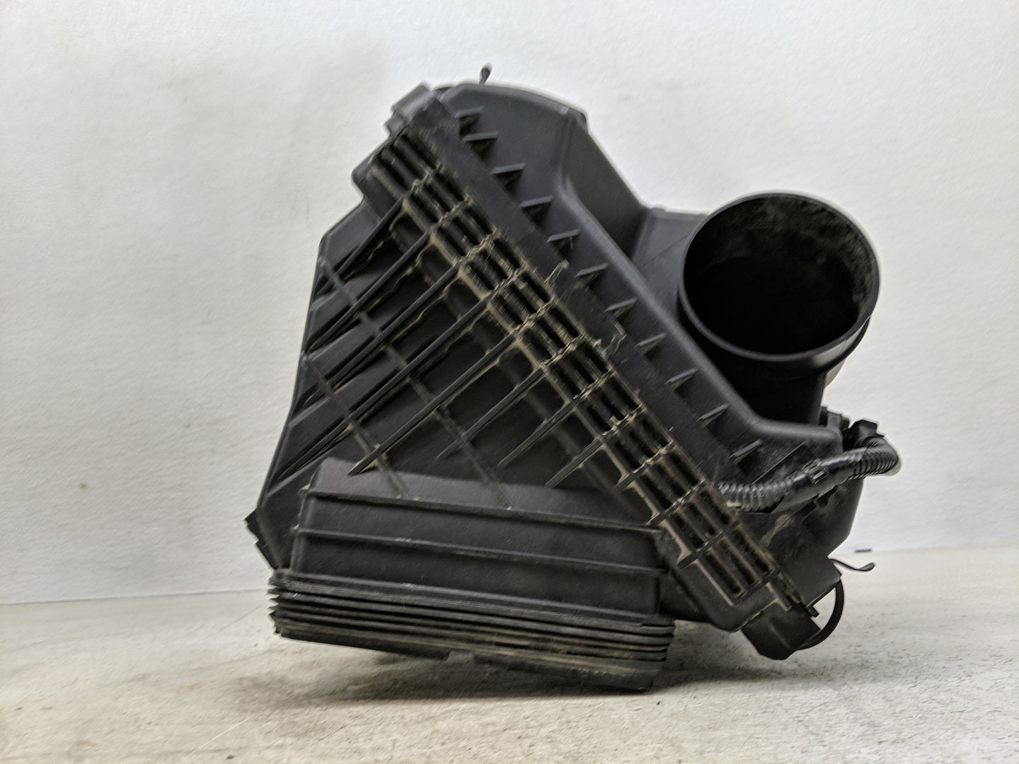 2012-2017 Hyundai Azera Air Cleaner Intake-duct Hose Tube - Oemusedautoparts1.com