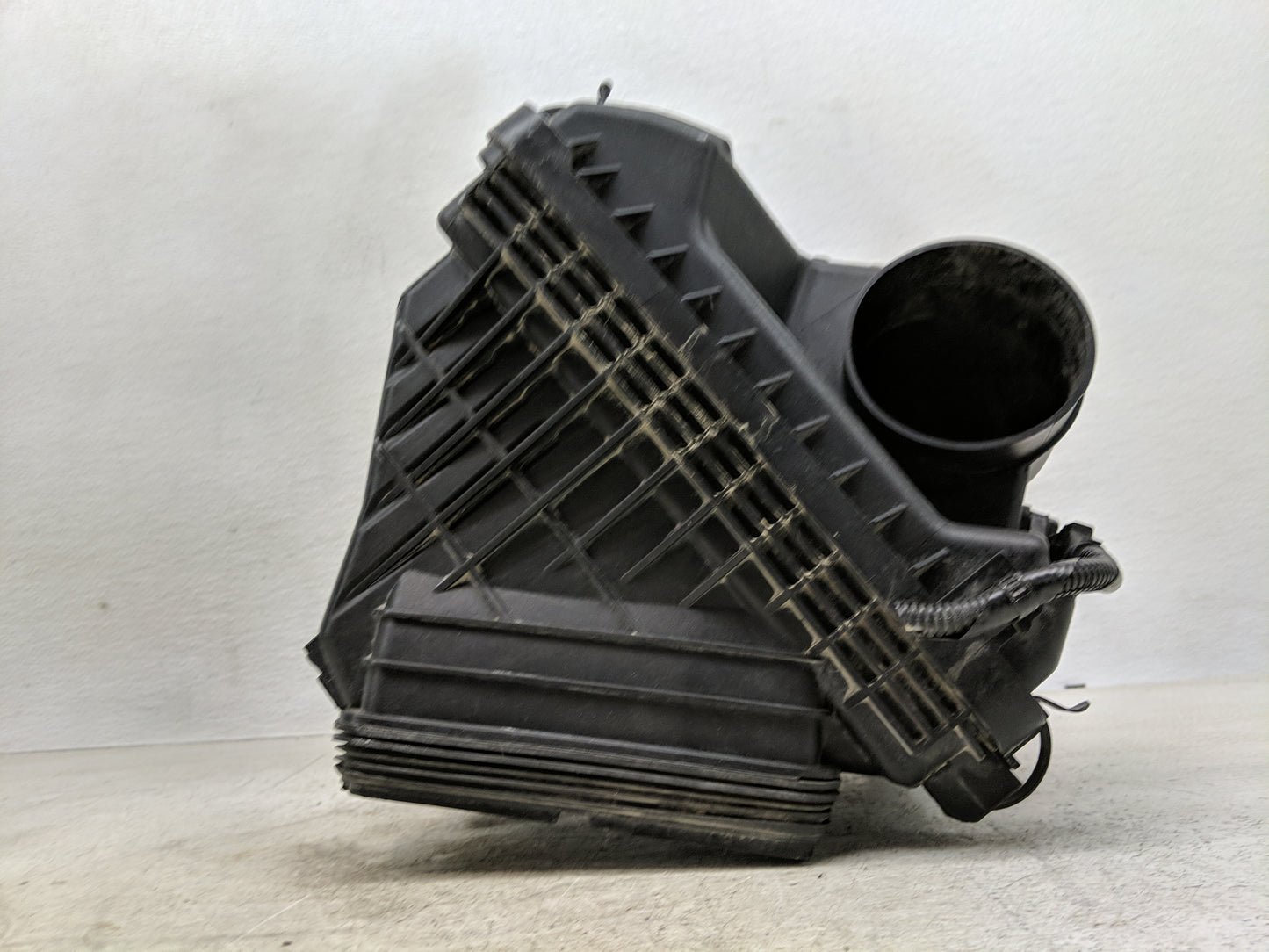 2012-2017 Hyundai Azera Air Cleaner Intake-duct Hose Tube - Oemusedautoparts1.com
