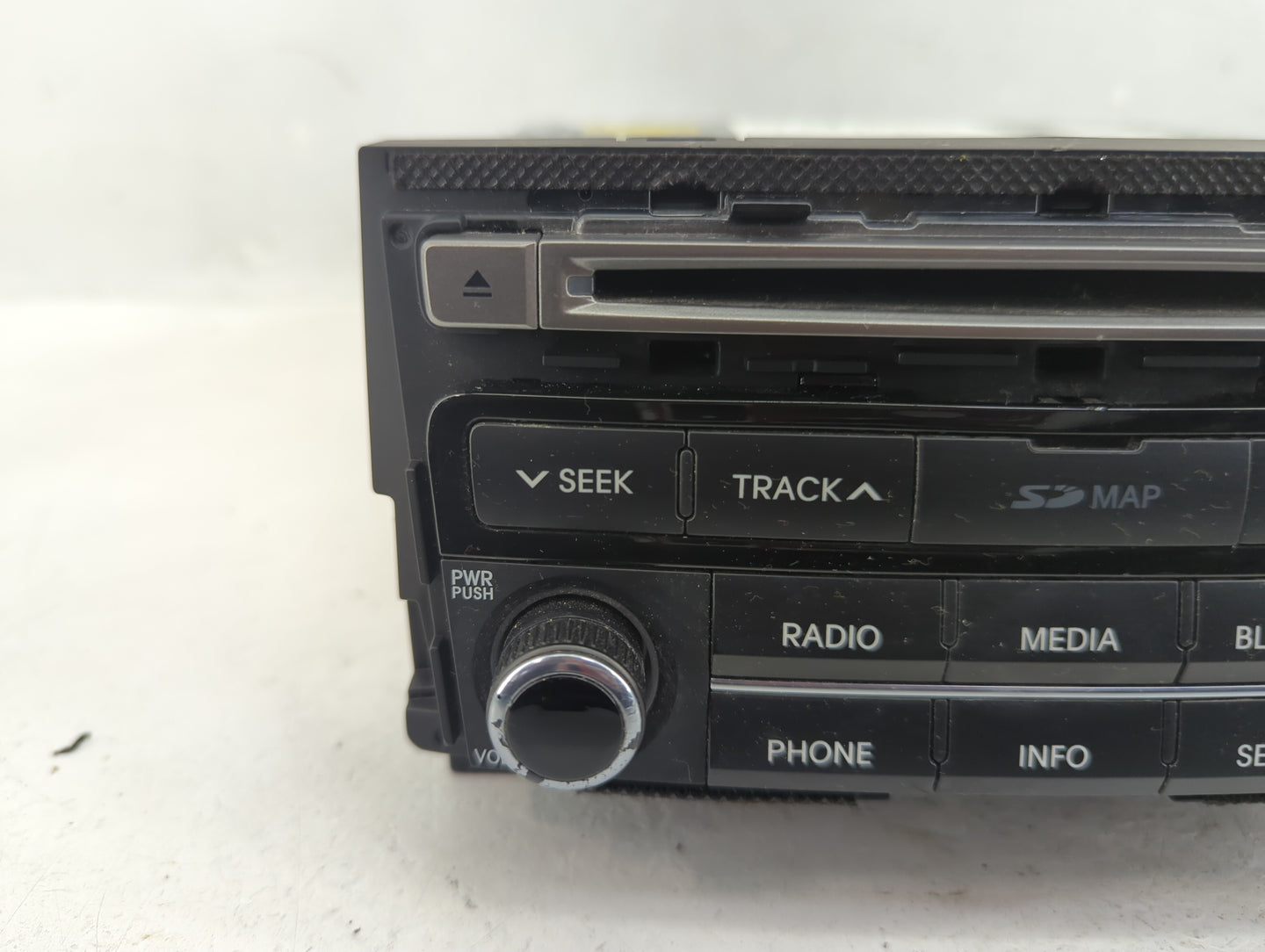 2015-2017 Hyundai Azera Radio AM FM Cd Player Receiver Replacement P/N:96560-3V532VD4 Fits Fits 2015 2016 2017 OEM Used Auto