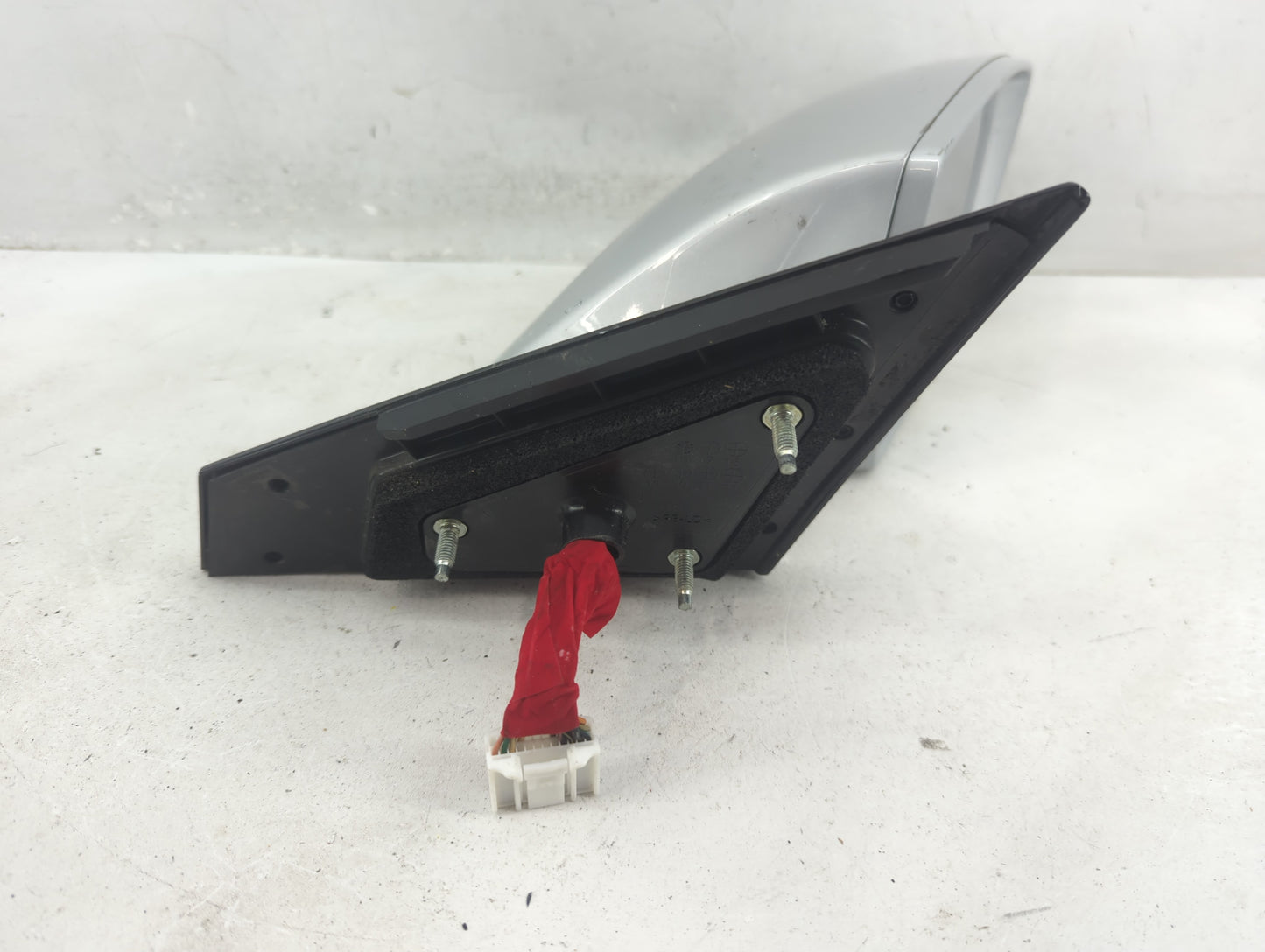 2015-2017 Hyundai Azera Passenger Side View Mirror - Right Door Mirror OEM Used - Oemusedautoparts1.com