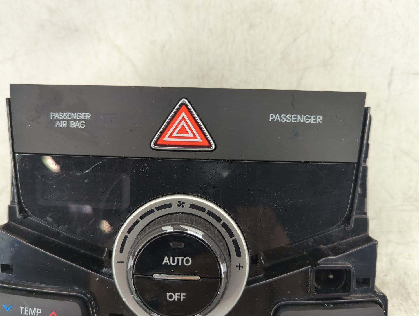 2015-2017 Hyundai Azera Climate Control Module Temperature AC/Heater Replacement P/N:972503VGB0 Fits Fits 2015 2016 2017 OEM
