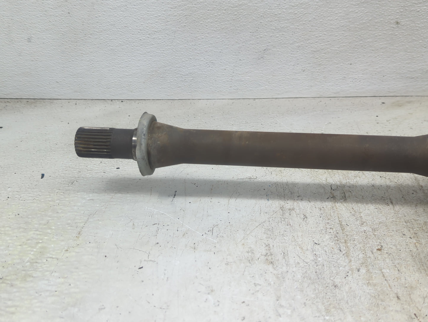 2013-2017 Hyundai Azera Axle Shaft Front Driver Cv C/v - Oemusedautoparts1.com