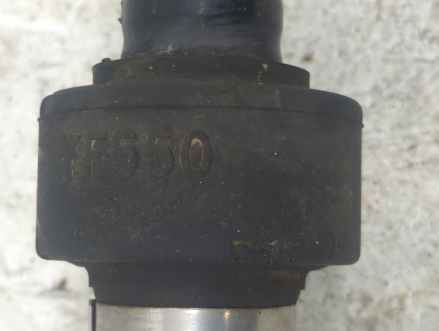 2013-2017 Hyundai Azera Axle Shaft Front Driver Cv C/v - Oemusedautoparts1.com