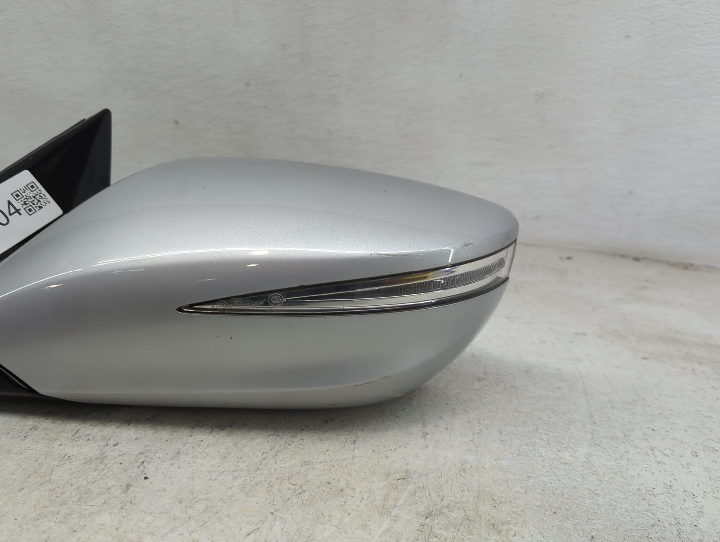 2015-2017 Hyundai Azera Driver Side View Mirror - Left Door Mirror OEM Used - Oemusedautoparts1.com