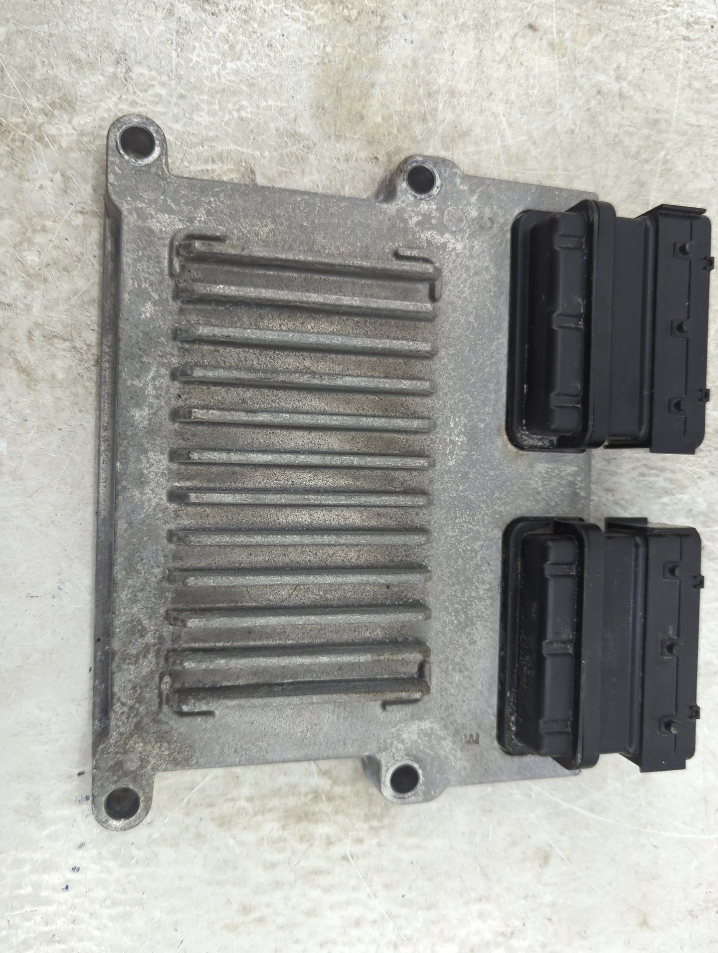2015-2017 Hyundai Azera PCM Engine Control Computer ECU ECM PCU OEM P/N:39110-3CTN2 11903199 Fits Fits 2015 2016 2017 OEM Us