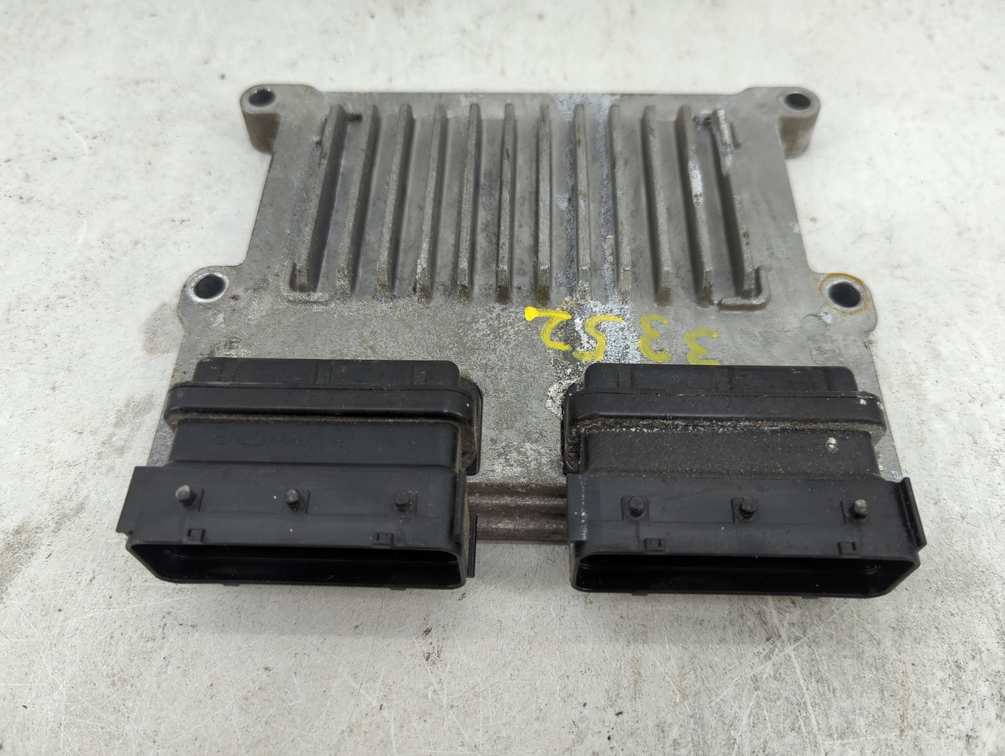 2015-2017 Hyundai Azera PCM Engine Control Computer ECU ECM PCU OEM P/N:39110-3CTN2 Fits Fits 2015 2016 2017 OEM Used Auto P