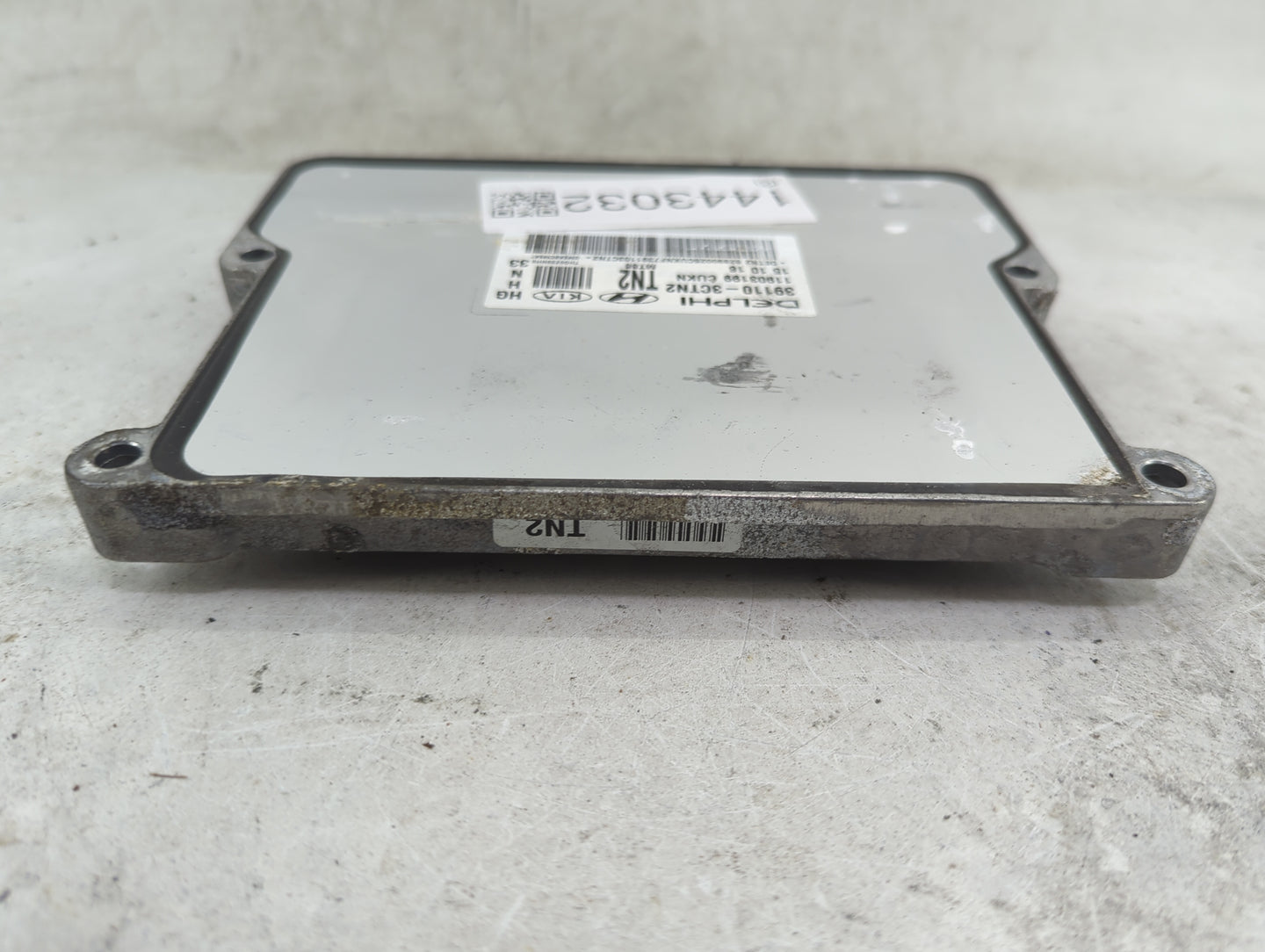 2015-2017 Hyundai Azera PCM Engine Control Computer ECU ECM PCU OEM P/N:39110-3CTN2 Fits Fits 2015 2016 2017 OEM Used Auto P