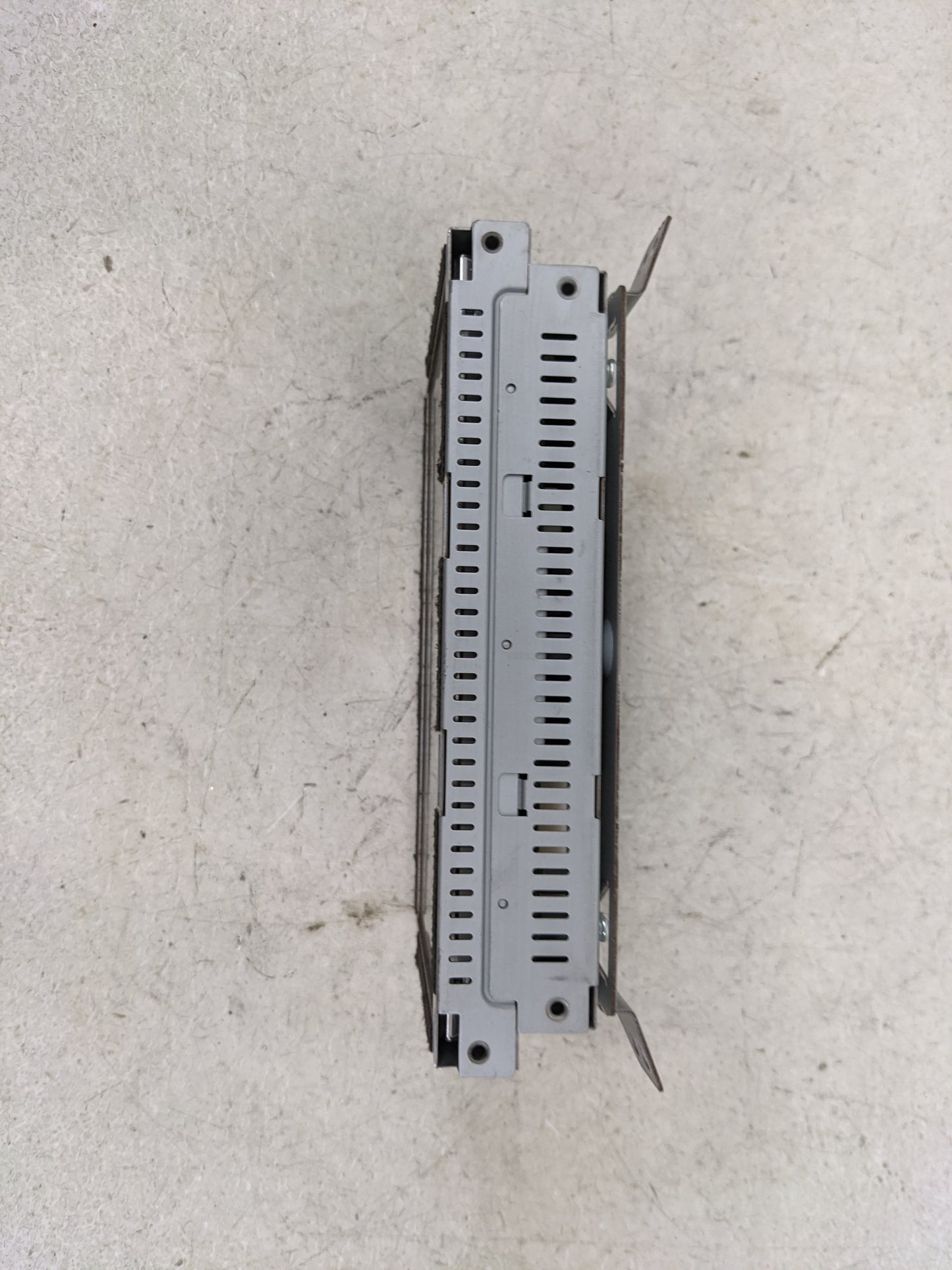 2015-2017 Hyundai Azera Information Display Screen 1467946 - Oemusedautoparts1.com