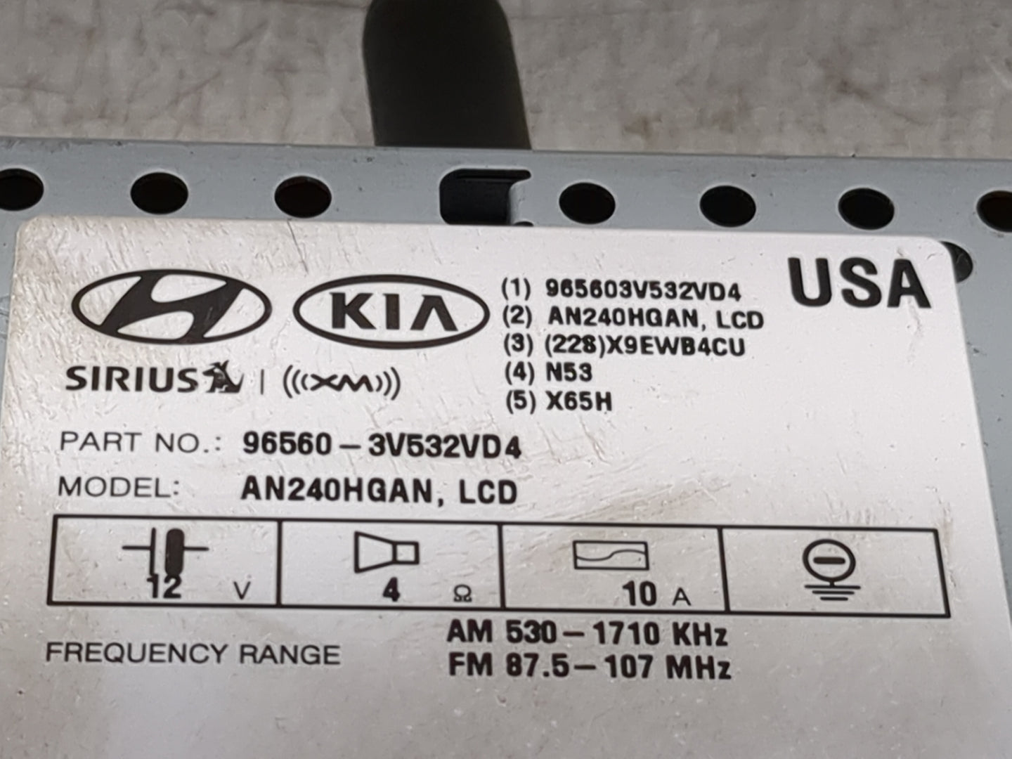 2015-2017 Hyundai Azera Radio AM FM Cd Player Receiver Replacement P/N:96560-3V532VD4 965603V532VD4 Fits Fits 2015 2016 2017
