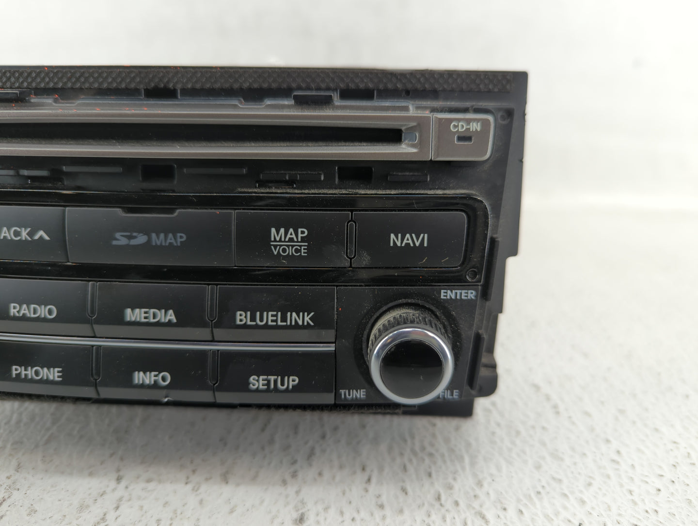 2015-2017 Hyundai Azera Am Fm Cd Player Radio Receiver - Oemusedautoparts1.com