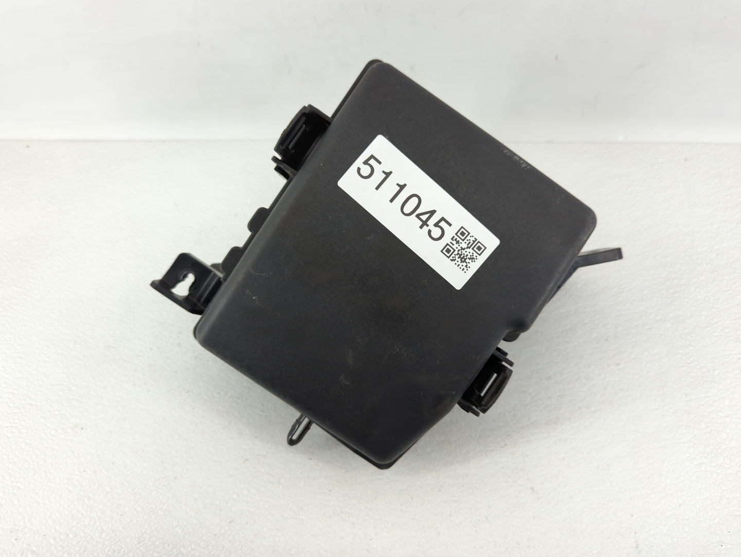 2015-2017 Hyundai Azera Fusebox Fuse Box Panel Relay Module P/N:91223 3V021 Fits Fits 2015 2016 2017 OEM Used Auto Parts - O