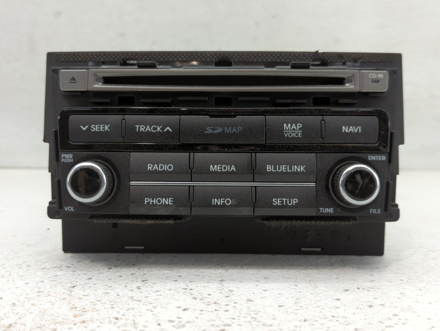 2015-2017 Hyundai Azera Am Fm Cd Player Radio Receiver - Oemusedautoparts1.com