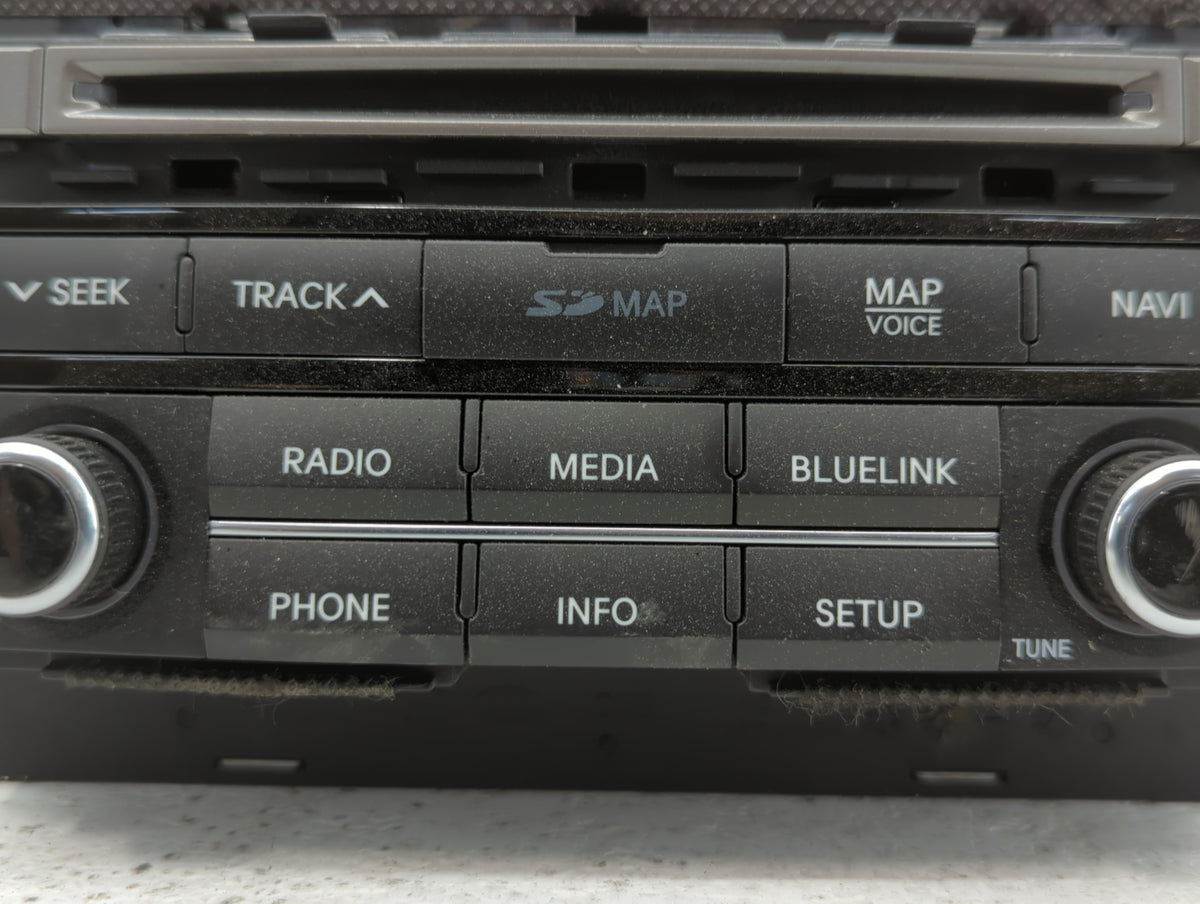 2015-2017 Hyundai Azera Am Fm Cd Player Radio Receiver 713207 - Oemusedautoparts1.com