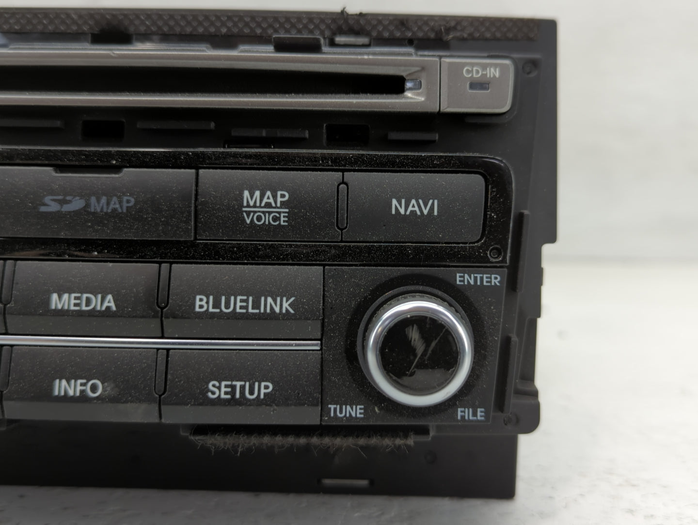 2015-2017 Hyundai Azera Am Fm Cd Player Radio Receiver - Oemusedautoparts1.com