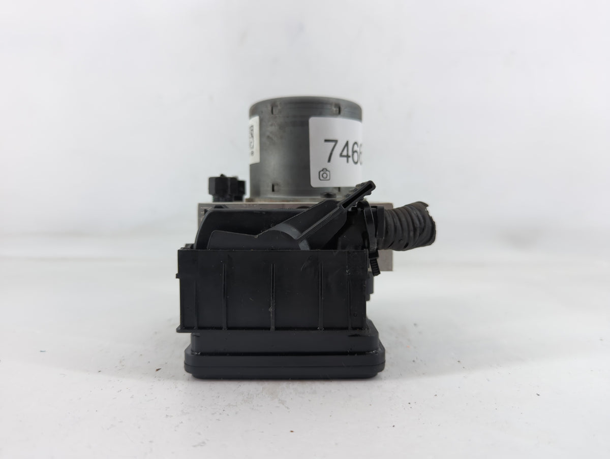 2016-2017 Hyundai Azera Anti-Lock Brake ABS Pump Module Actuator OEM P/N:58920-3V350 Fits Fits 2016 2017 OEM Used Auto Parts