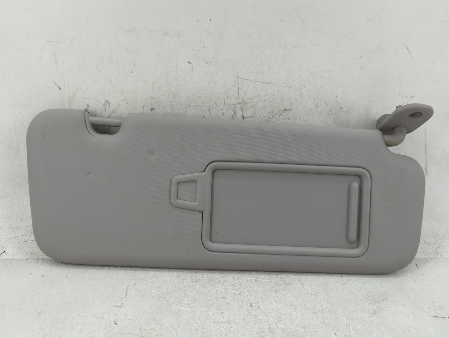 2017-2020 Hyundai Elantra Sun Visor Shade Replacement Passenger Right Mirror Fits Fits 2017 2018 2019 2020 OEM Used Auto Par