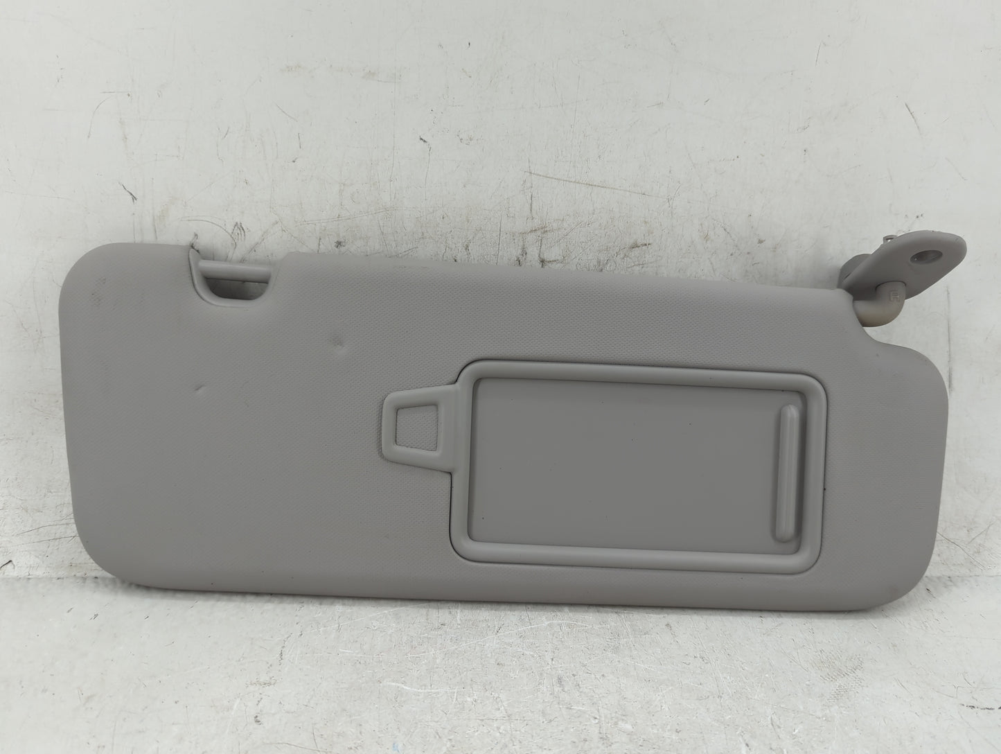 2017-2020 Hyundai Elantra Sun Visor Shade Replacement Passenger Right Mirror Fits Fits 2017 2018 2019 2020 OEM Used Auto Par