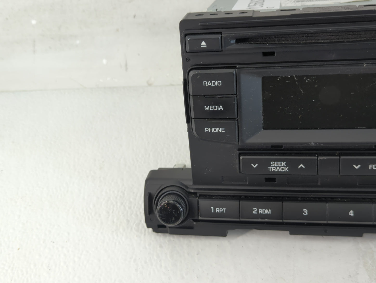 2017-2018 Hyundai Elantra Radio AM FM Cd Player Receiver Replacement P/N:96170F2270UAT Fits Fits 2017 2018 OEM Used Auto Par
