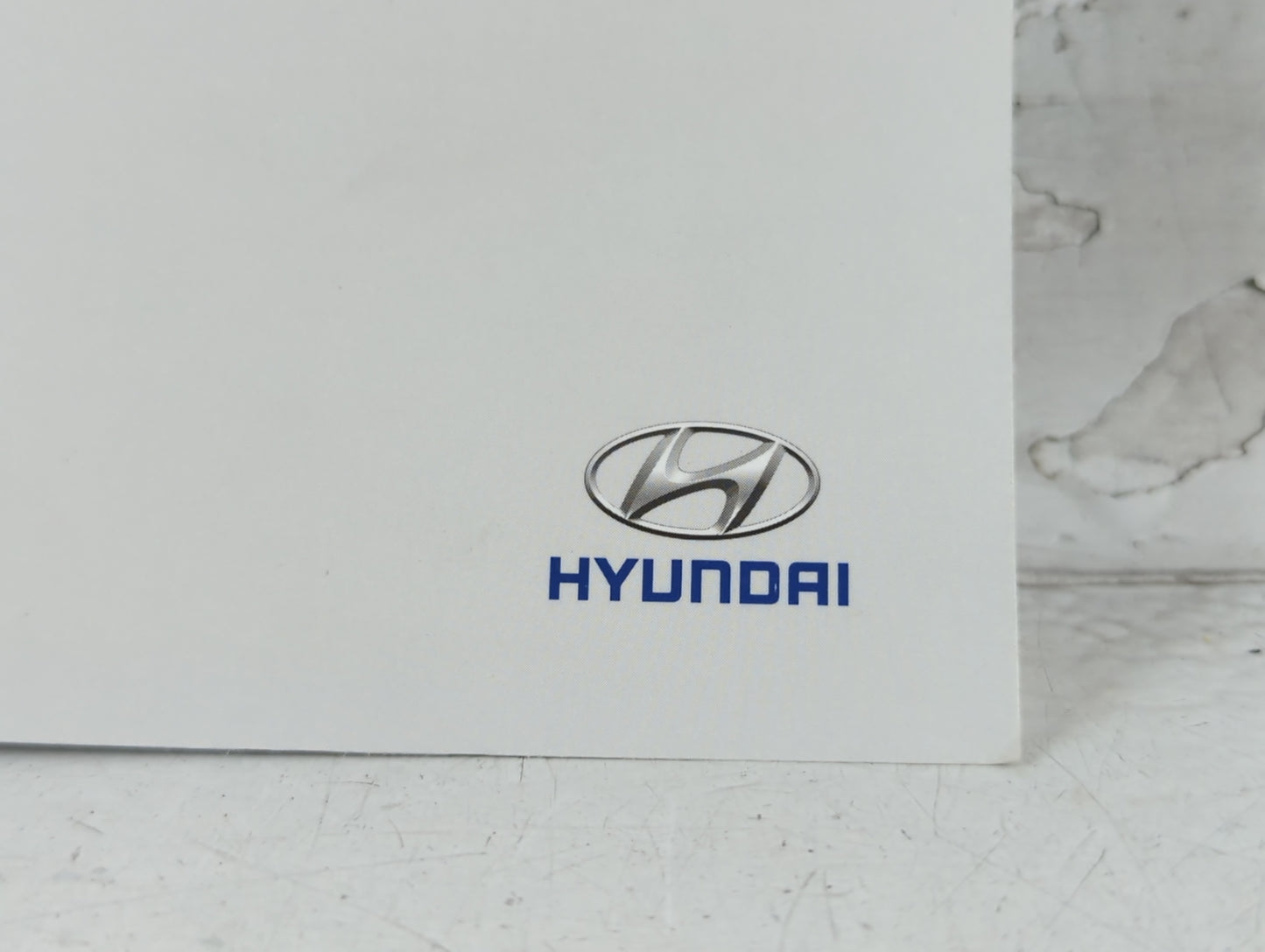 2017 Hyundai Elantra Owners Manual Book Guide P/N:HF30-EU64D OEM Used Auto Parts - Oemusedautoparts1.com