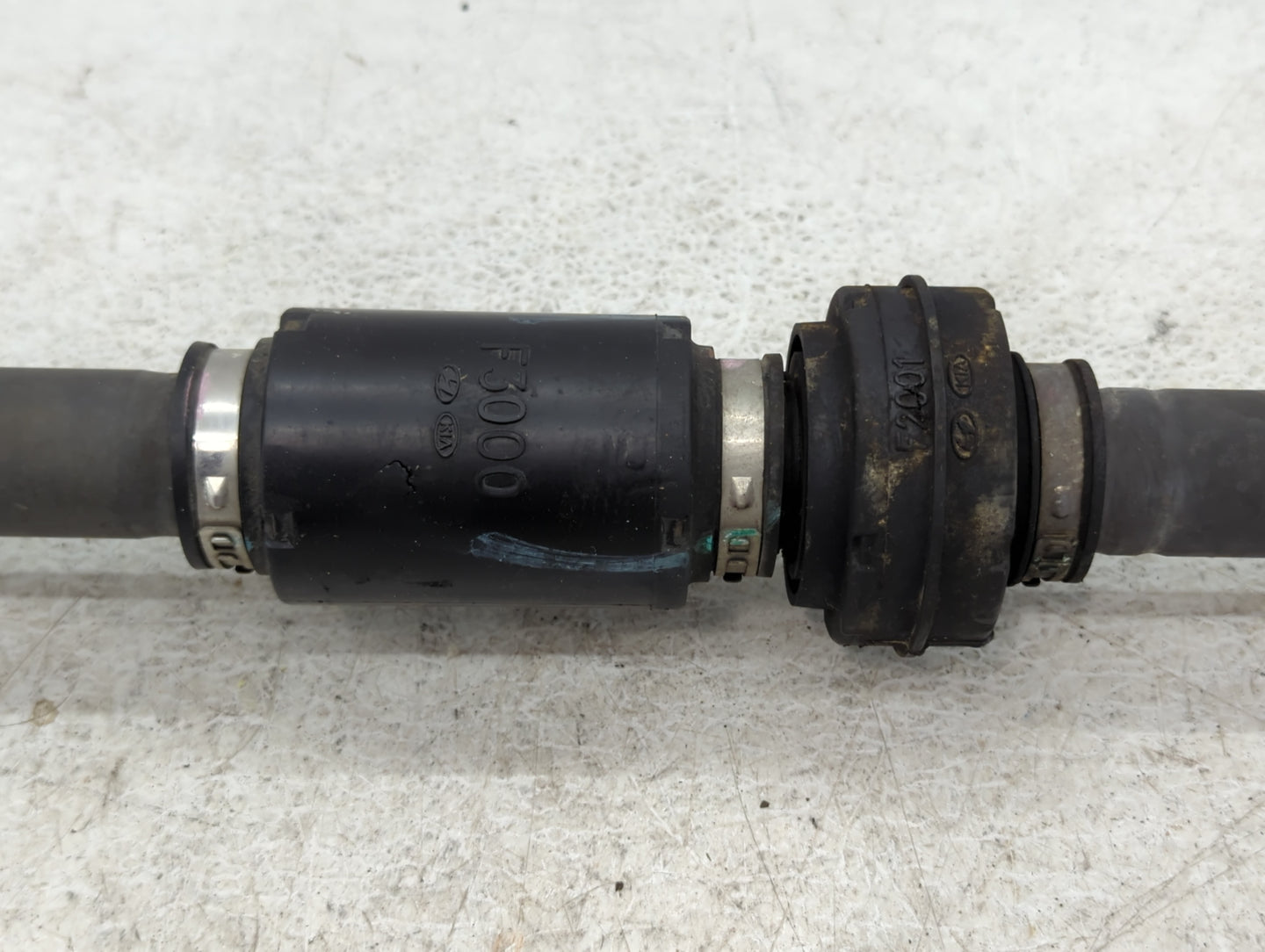 2014-2016 Hyundai Elantra Axle Shaft Front Driver Cv C/v - Oemusedautoparts1.com