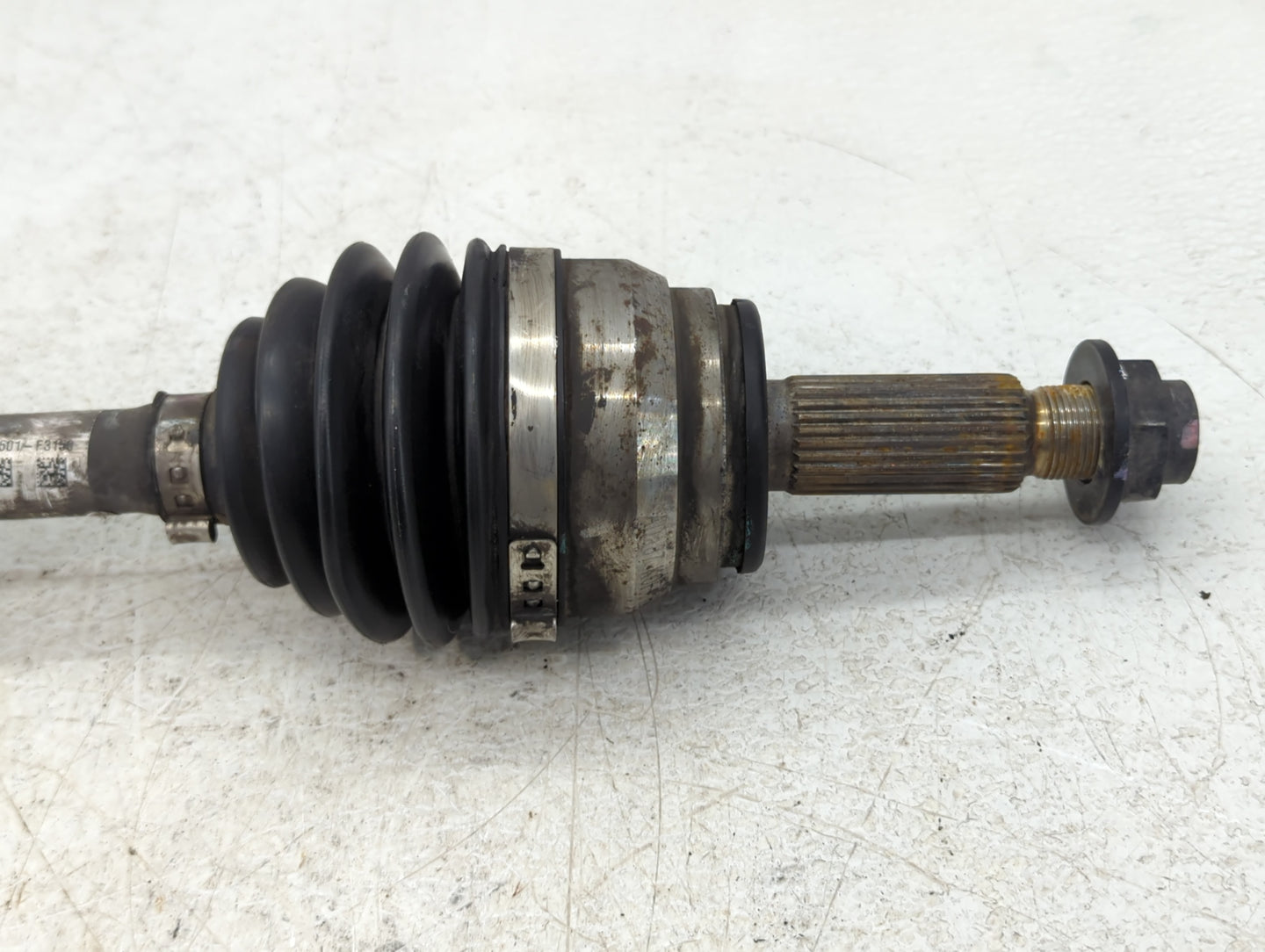 2014-2016 Hyundai Elantra Axle Shaft Front Driver Cv C/v - Oemusedautoparts1.com