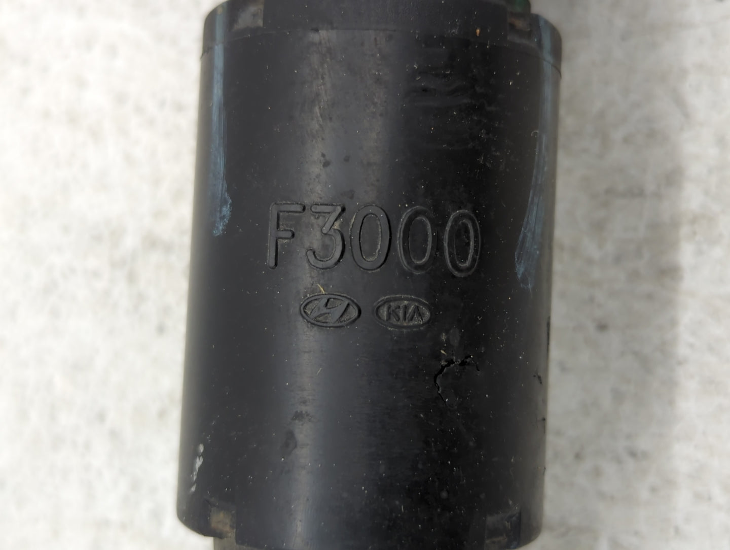2014-2016 Hyundai Elantra Axle Shaft Front Driver Cv C/v - Oemusedautoparts1.com