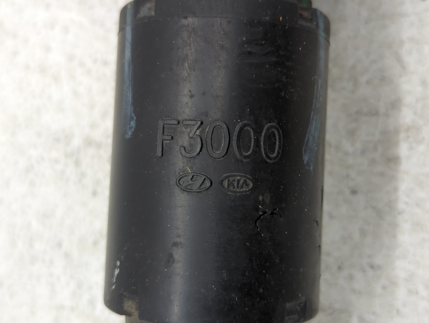 2014-2016 Hyundai Elantra Axle Shaft Front Driver Cv C/v - Oemusedautoparts1.com
