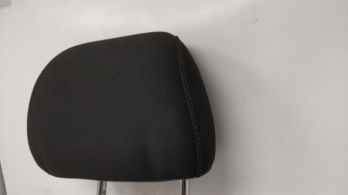 2017 Hyundai Elantra Headrest Head Rest Rear Center Seat Black 109149 - Oemusedautoparts1.com