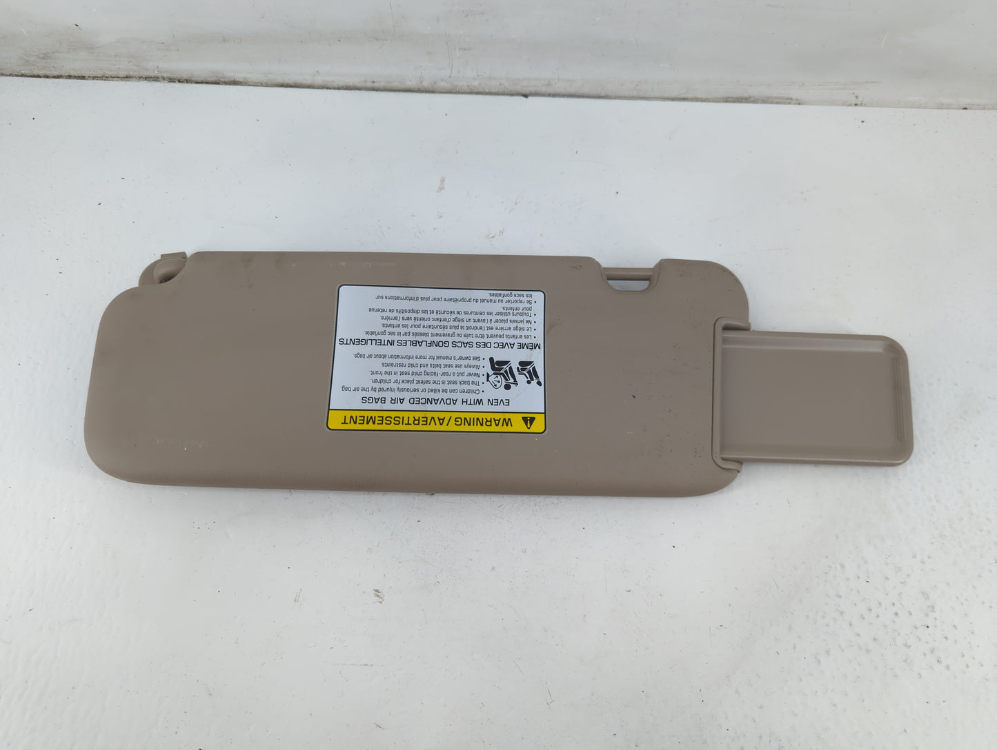 2017-2020 Hyundai Elantra Sun Visor Shade Replacement Passenger Right Mirror Fits Fits 2017 2018 2019 2020 OEM Used Auto Par