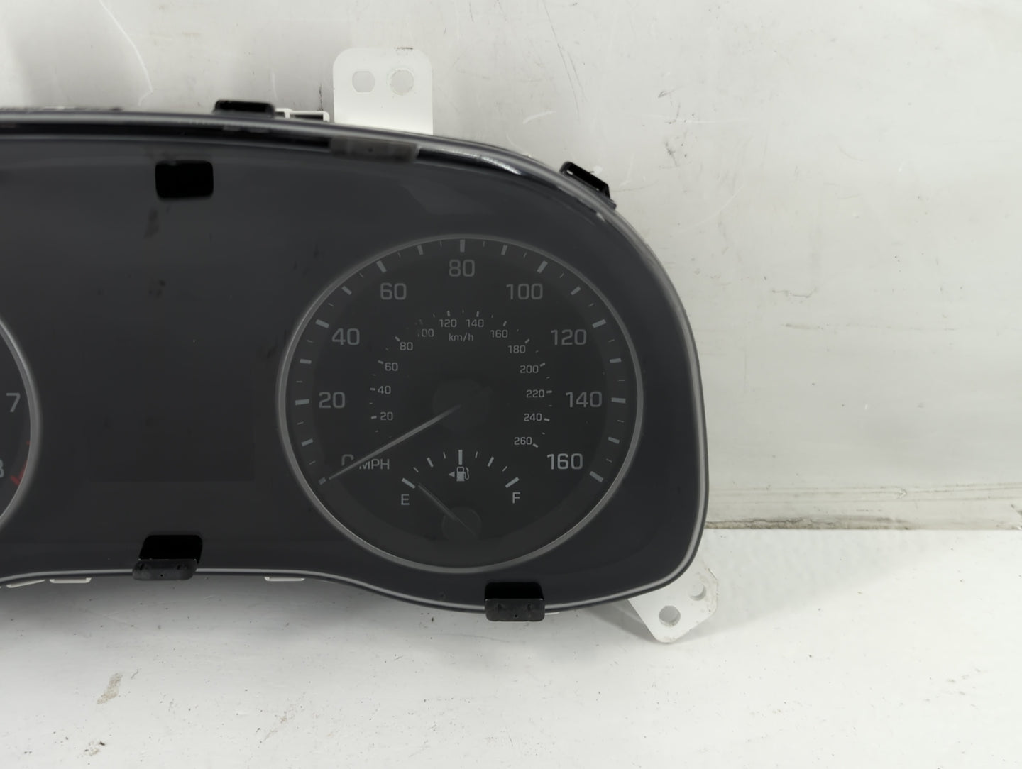 2017-2018 Hyundai Elantra Instrument Cluster Speedometer Gauges Fits Fits 2017 2018 OEM Used Auto Parts - Oemusedautoparts1.