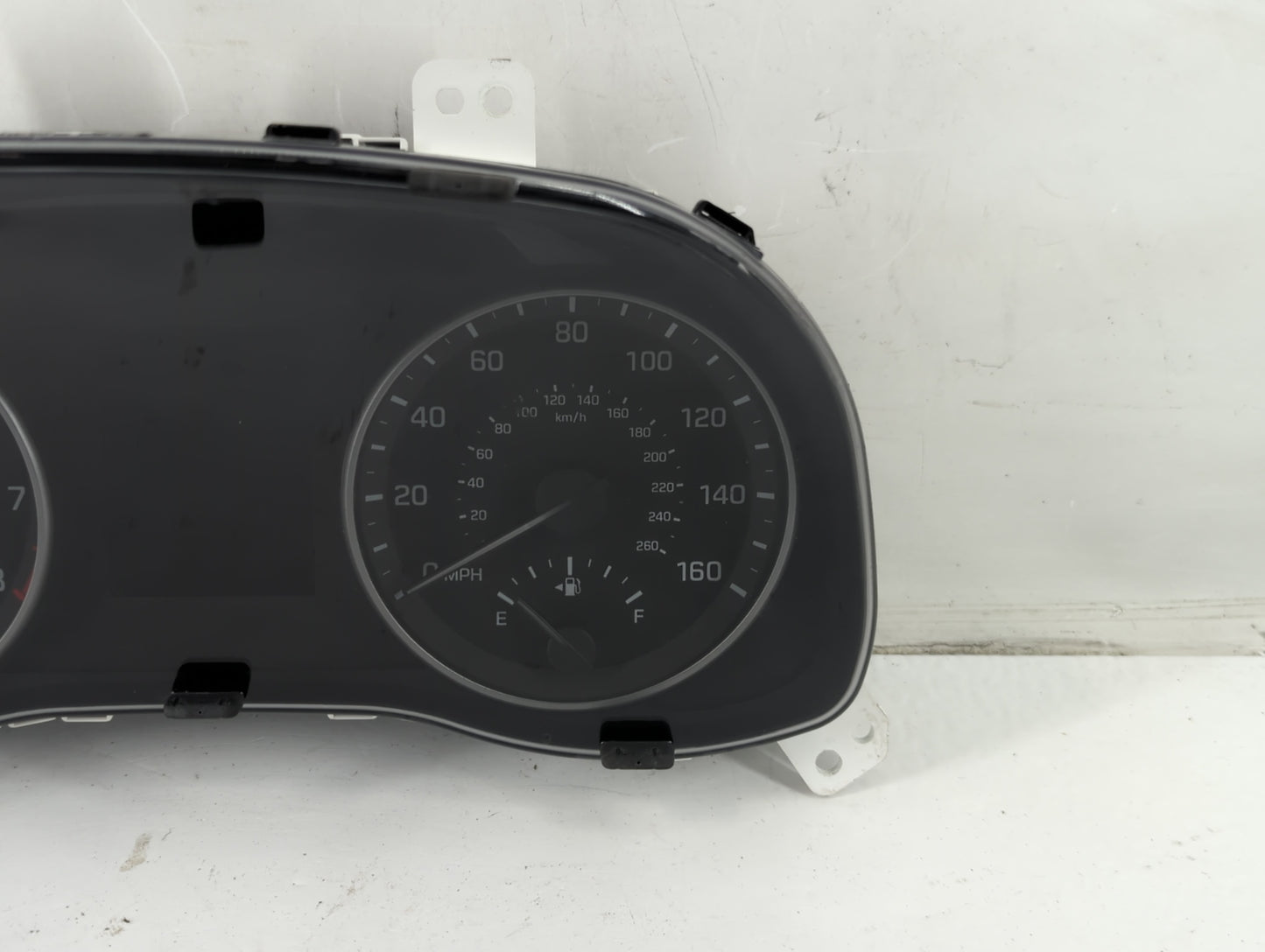 2017-2018 Hyundai Elantra Instrument Cluster Speedometer Gauges Fits Fits 2017 2018 OEM Used Auto Parts - Oemusedautoparts1.