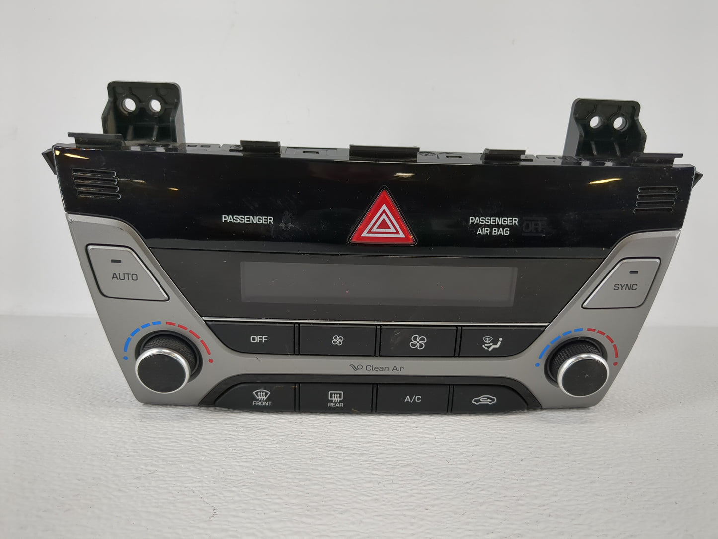 2017-2018 Hyundai Elantra Climate Control Module Temperature AC/Heater Replacement P/N:97250-F2231RET Fits Fits 2017 2018 OE