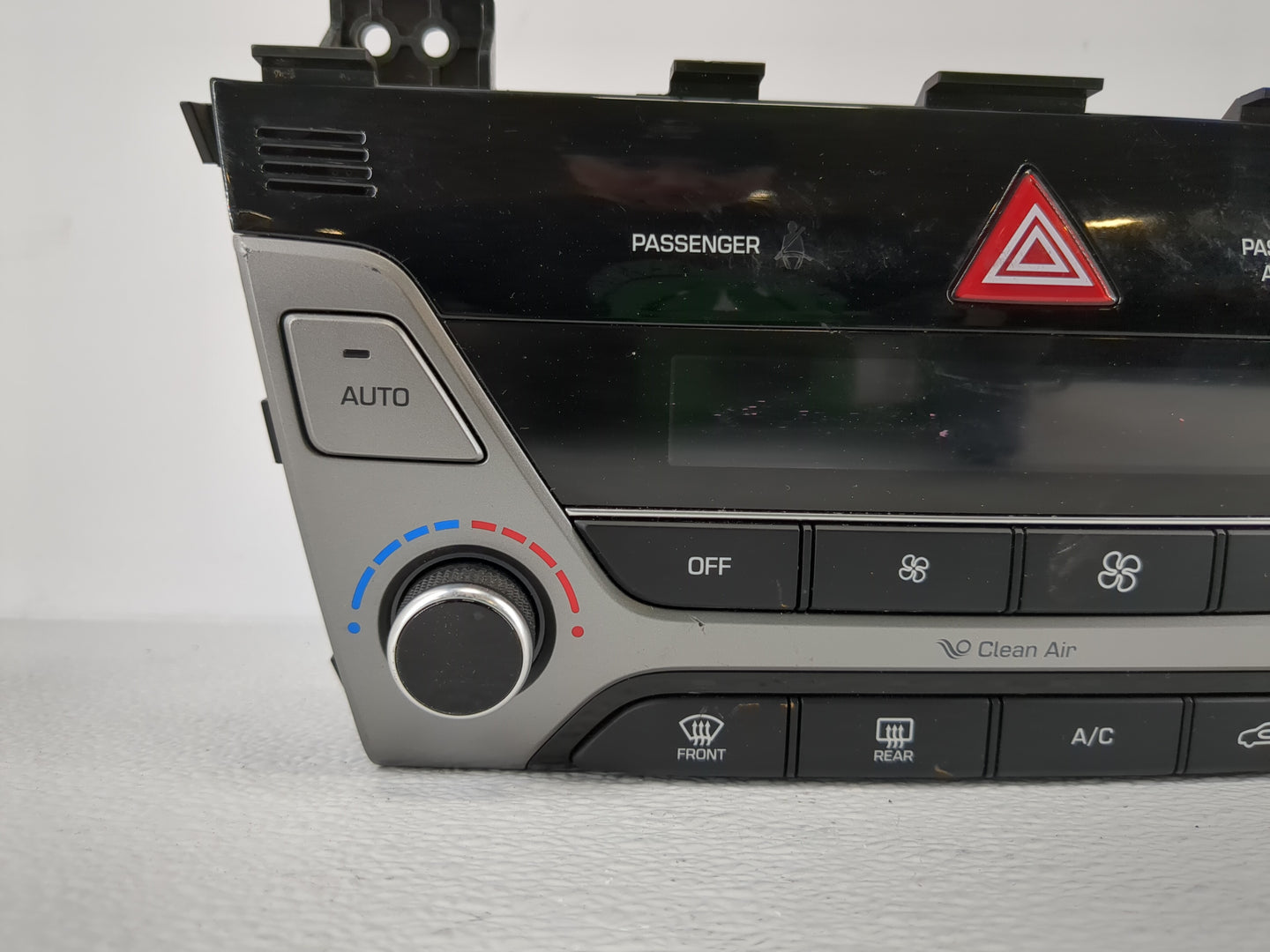 2017-2018 Hyundai Elantra Climate Control Module Temperature AC/Heater Replacement P/N:97250-F2231RET Fits Fits 2017 2018 OE