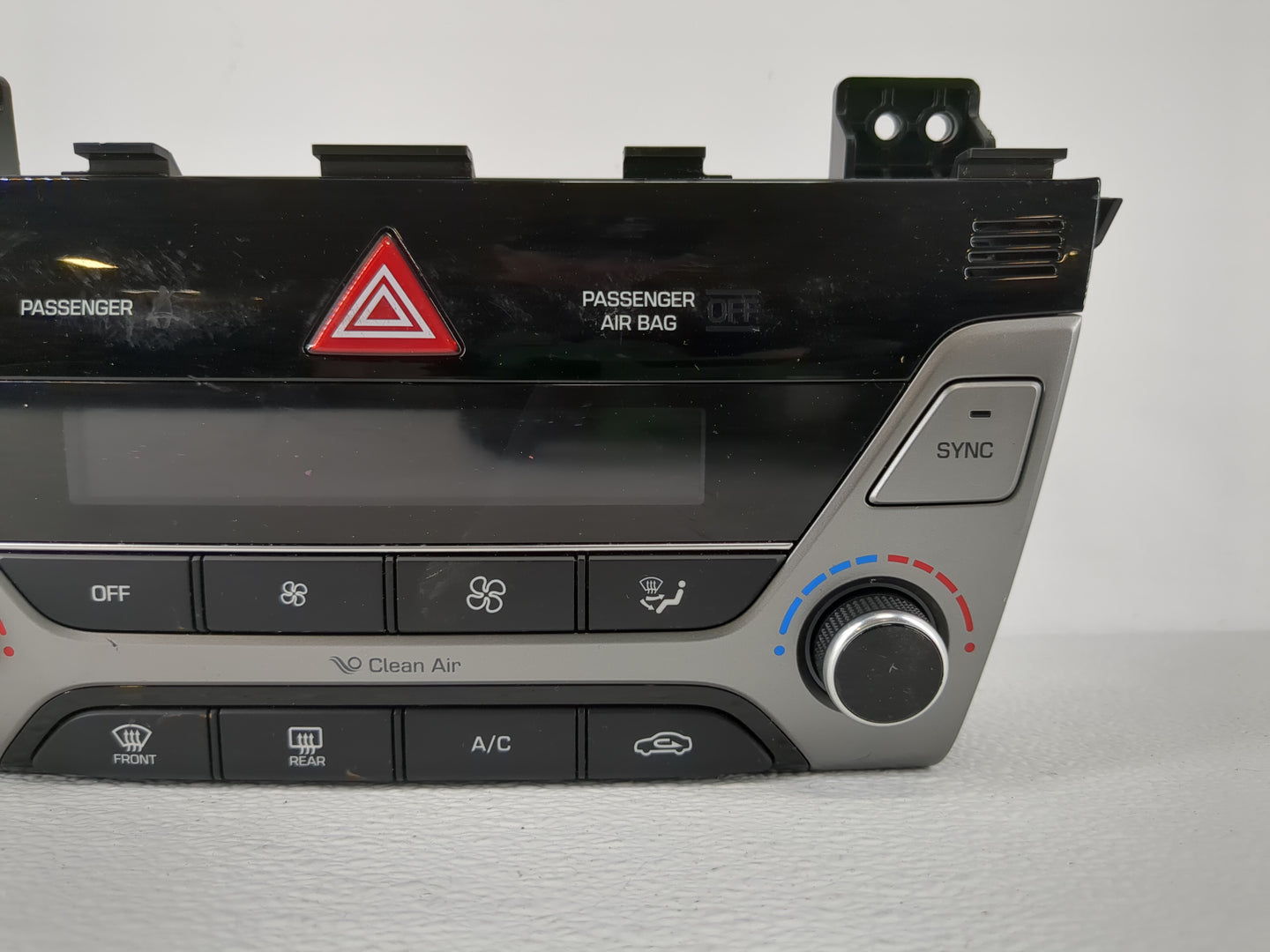 2017-2018 Hyundai Elantra Climate Control Module Temperature AC/Heater Replacement P/N:97250-F2231RET Fits Fits 2017 2018 OE