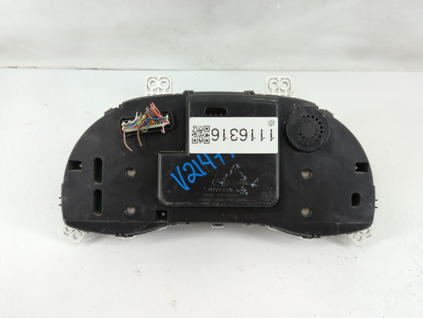 2017-2018 Hyundai Elantra Instrument Cluster Speedometer Gauges P/N:94001-F3010 Fits Fits 2017 2018 OEM Used Auto Parts - Oe