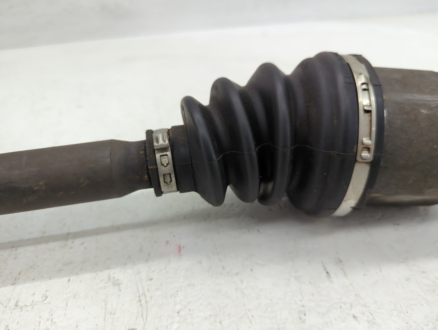 2014-2016 Hyundai Elantra Axle Shaft Front Driver Cv C/v - Oemusedautoparts1.com