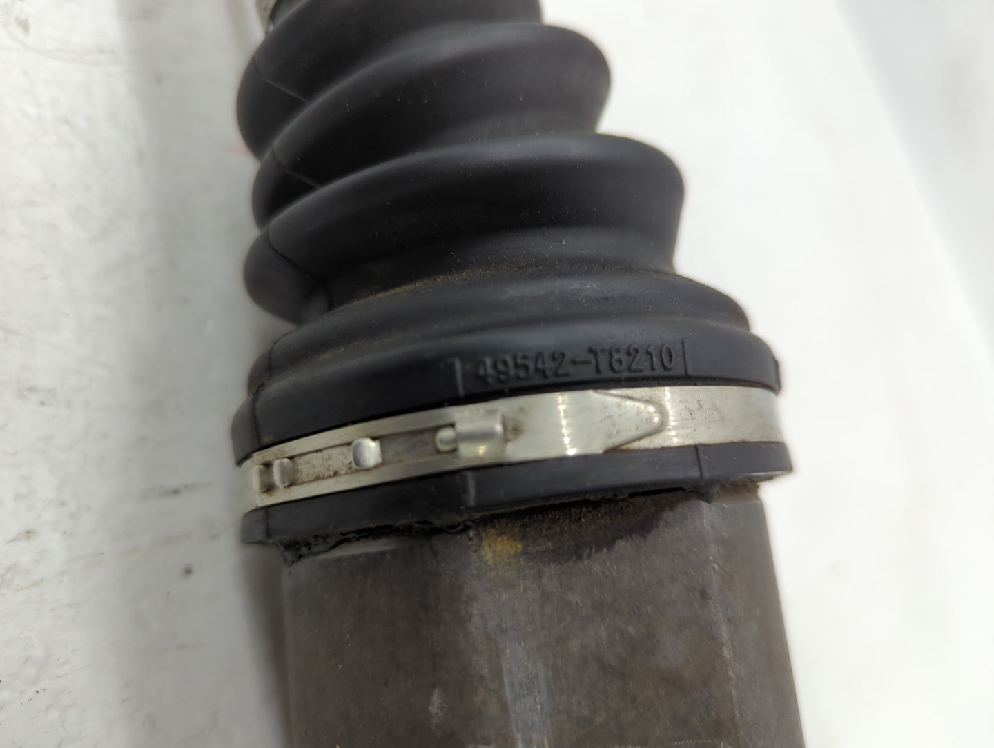 2014-2016 Hyundai Elantra Axle Shaft Front Driver Cv C/v - Oemusedautoparts1.com