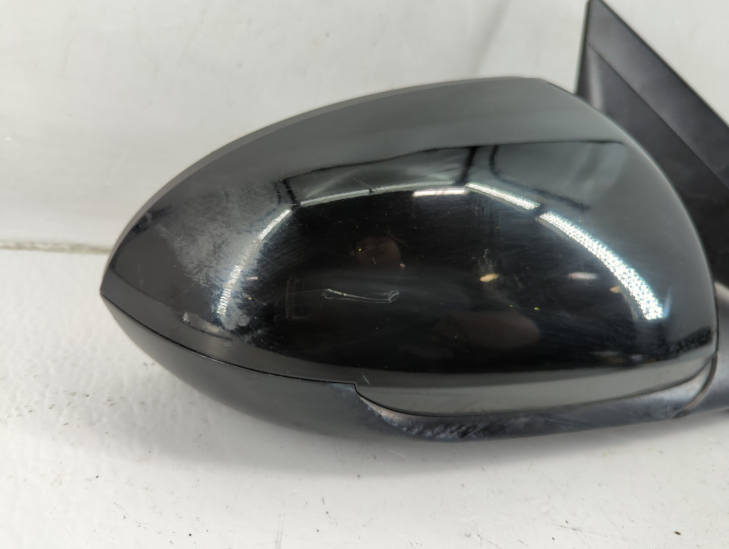 2017-2018 Hyundai Elantra Passenger Side View Mirror - Right Door Mirror OEM Used - Oemusedautoparts1.com