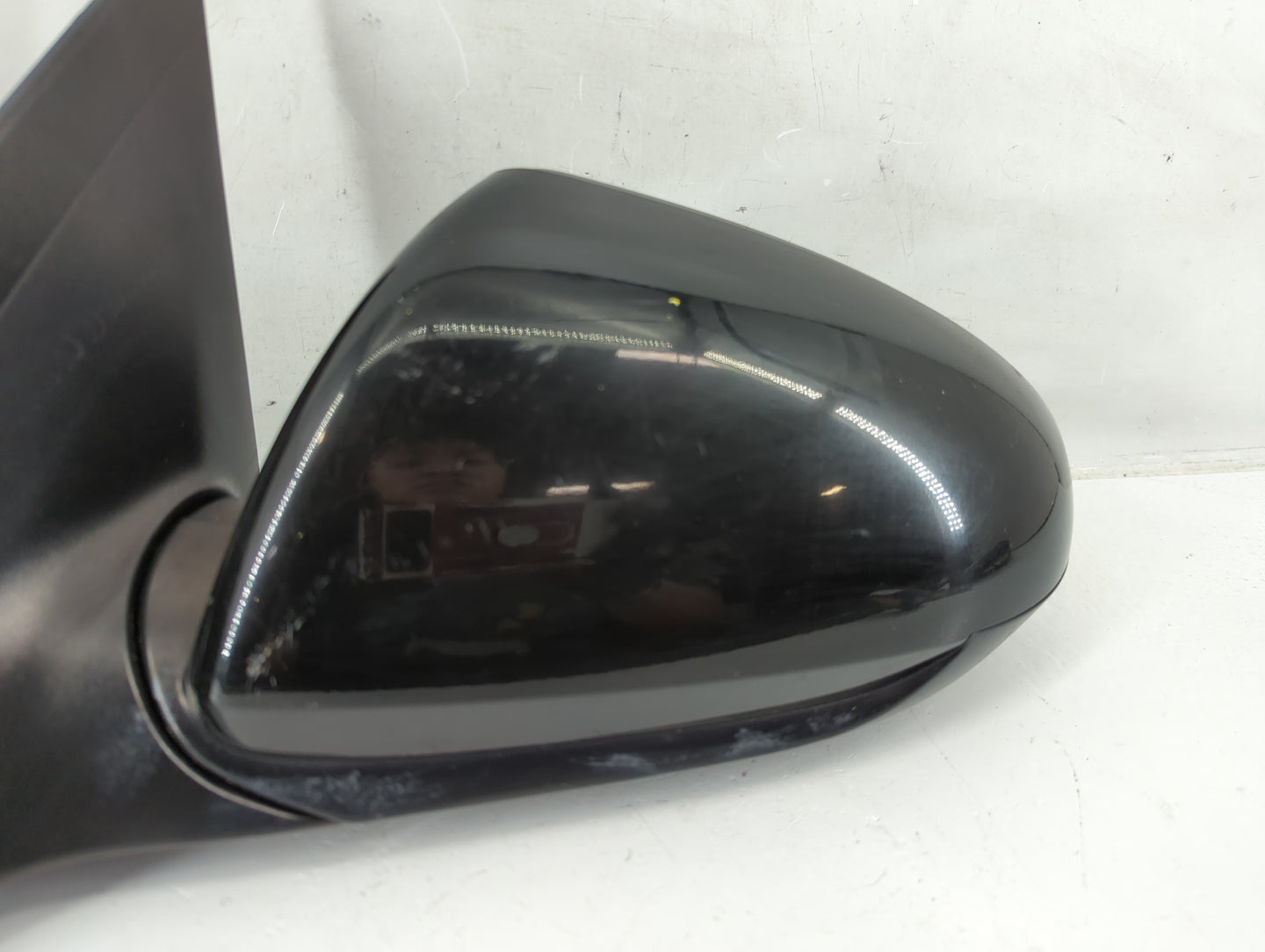 2017-2018 Hyundai Elantra Driver Side View Mirror - Left Door Mirror OEM Used - Oemusedautoparts1.com
