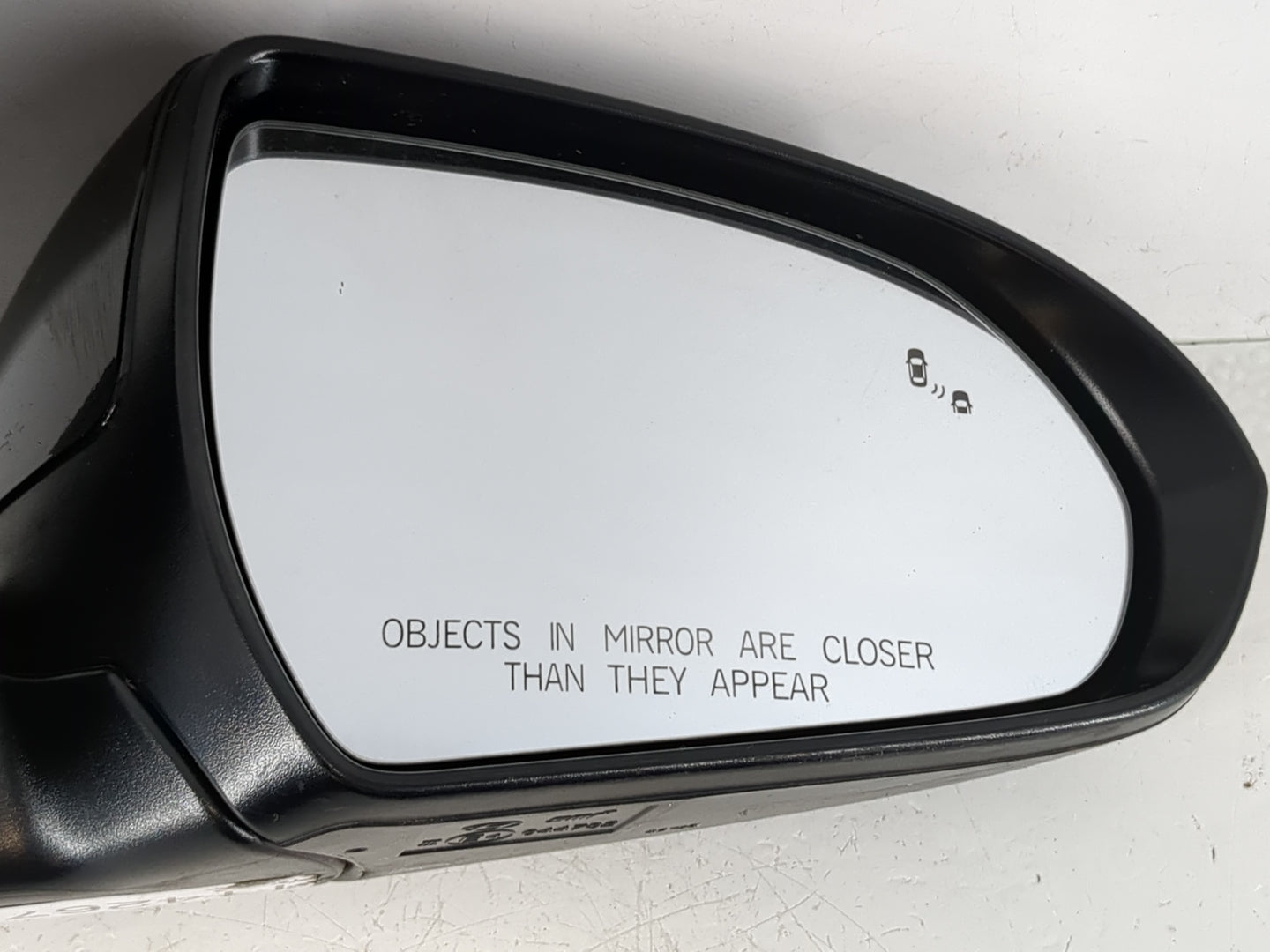 2017-2018 Hyundai Elantra Passenger Side View Mirror - Right Door Mirror OEM Used - Oemusedautoparts1.com