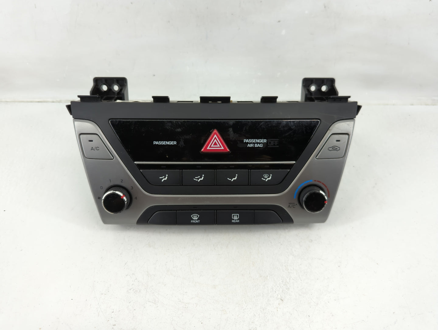 2017-2018 Hyundai Elantra Climate Control Module Temperature AC/Heater Replacement P/N:97250-F20604X Fits Fits 2017 2018 OEM