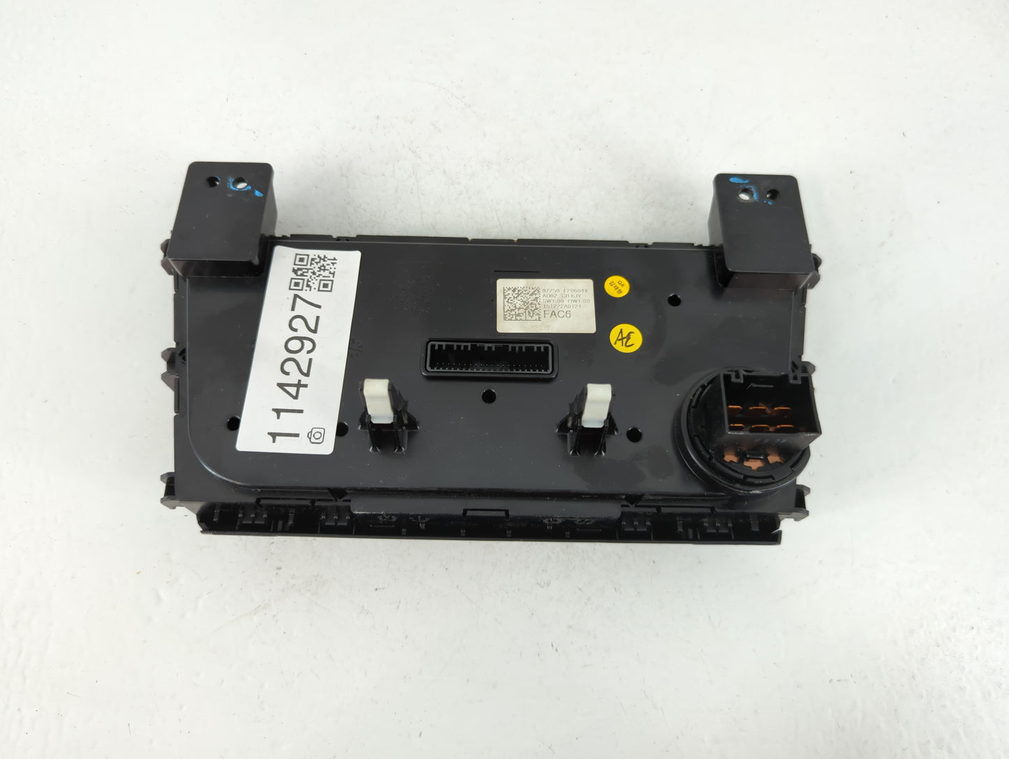 2017-2018 Hyundai Elantra Climate Control Module Temperature AC/Heater Replacement P/N:97250-F20604X Fits Fits 2017 2018 OEM